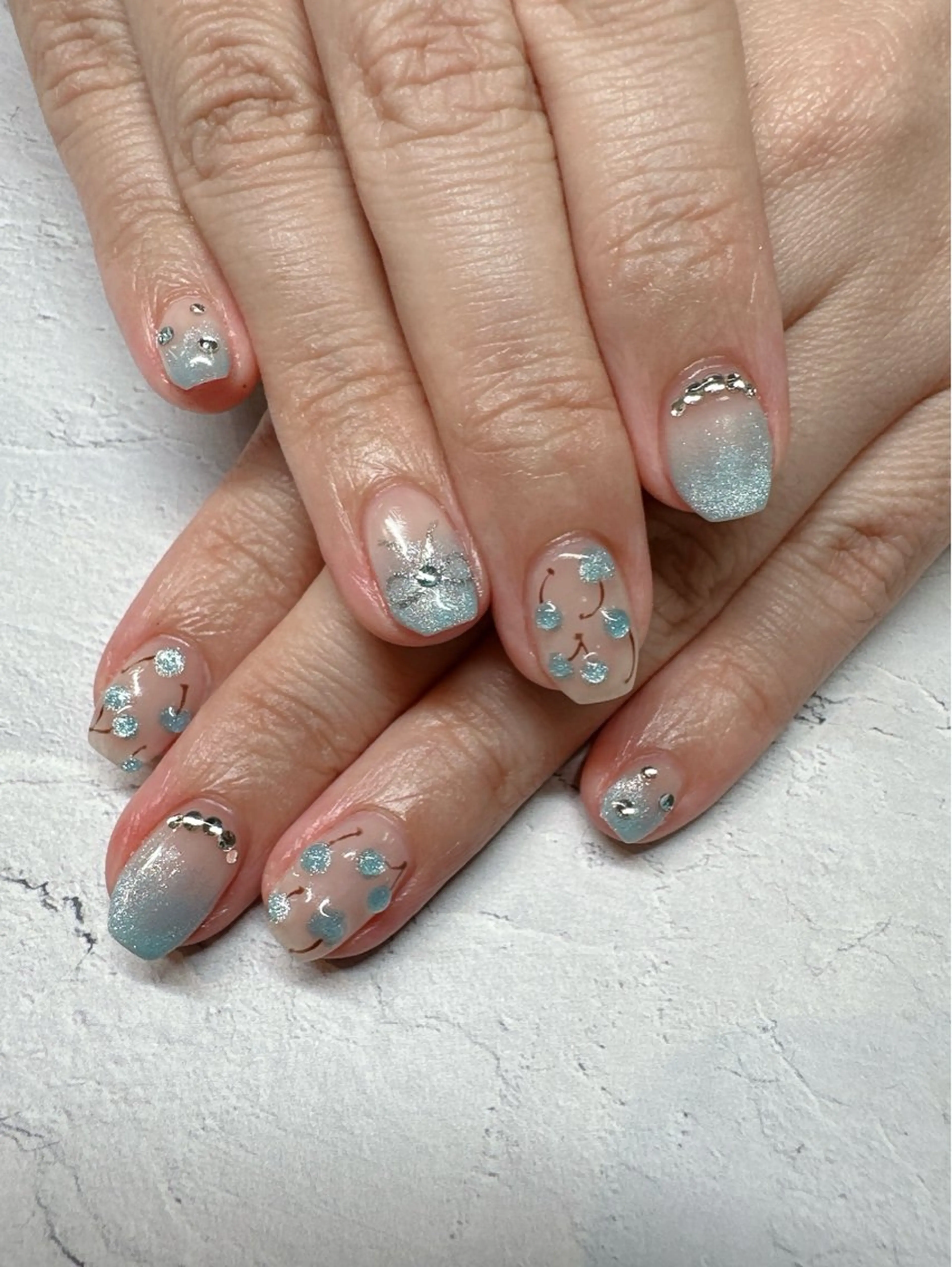 ネイル ハンドネイル nailist SATO【銀座】のネイルデザイン