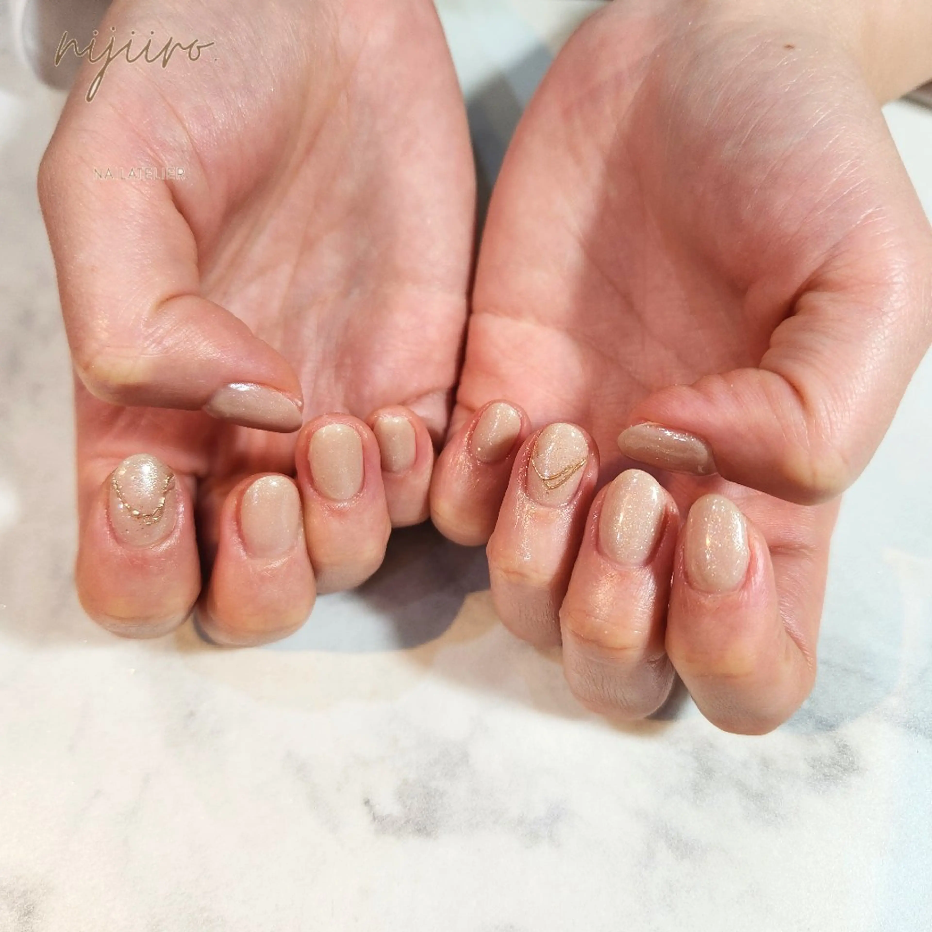 ネイル ハンドネイル nailatelier nijiiro.所属・nijiiro🌈 サトウのネイルデザイン