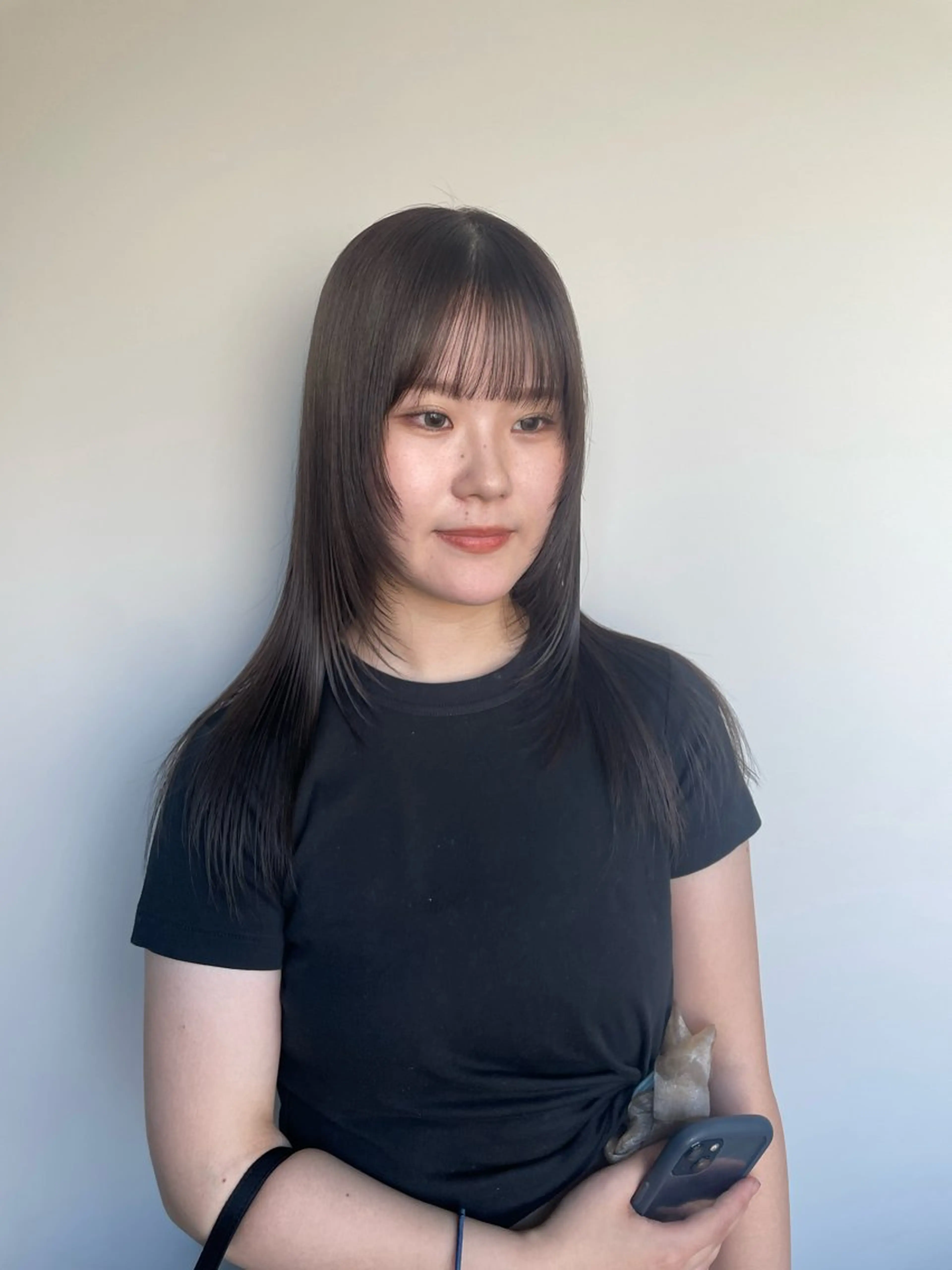 セミロング カット 佐伯 和佳のヘアスタイル