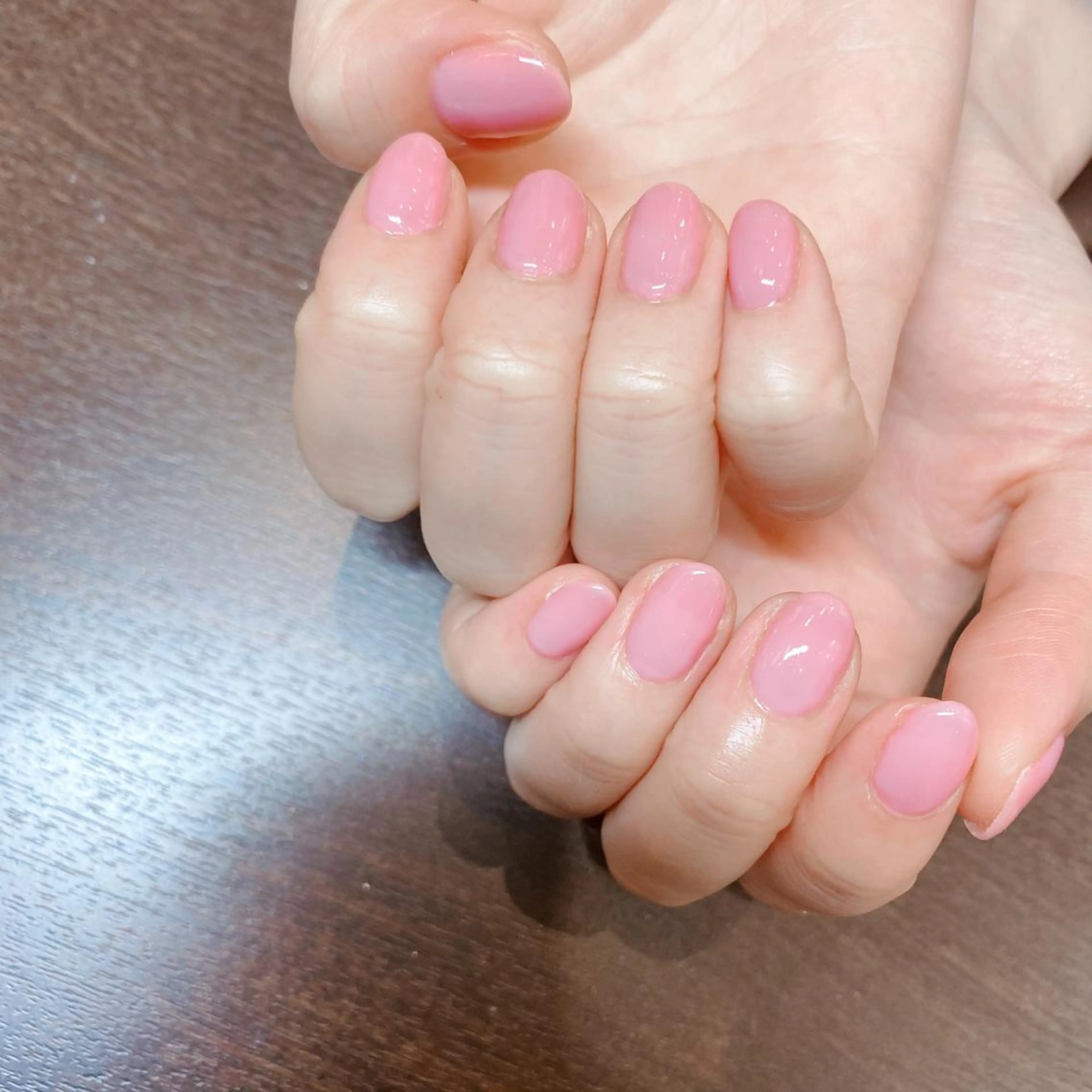 ネイル ジェルネイル ワンカラーネイル パラジェル ピンク 関谷 真登佳のネイルデザイン