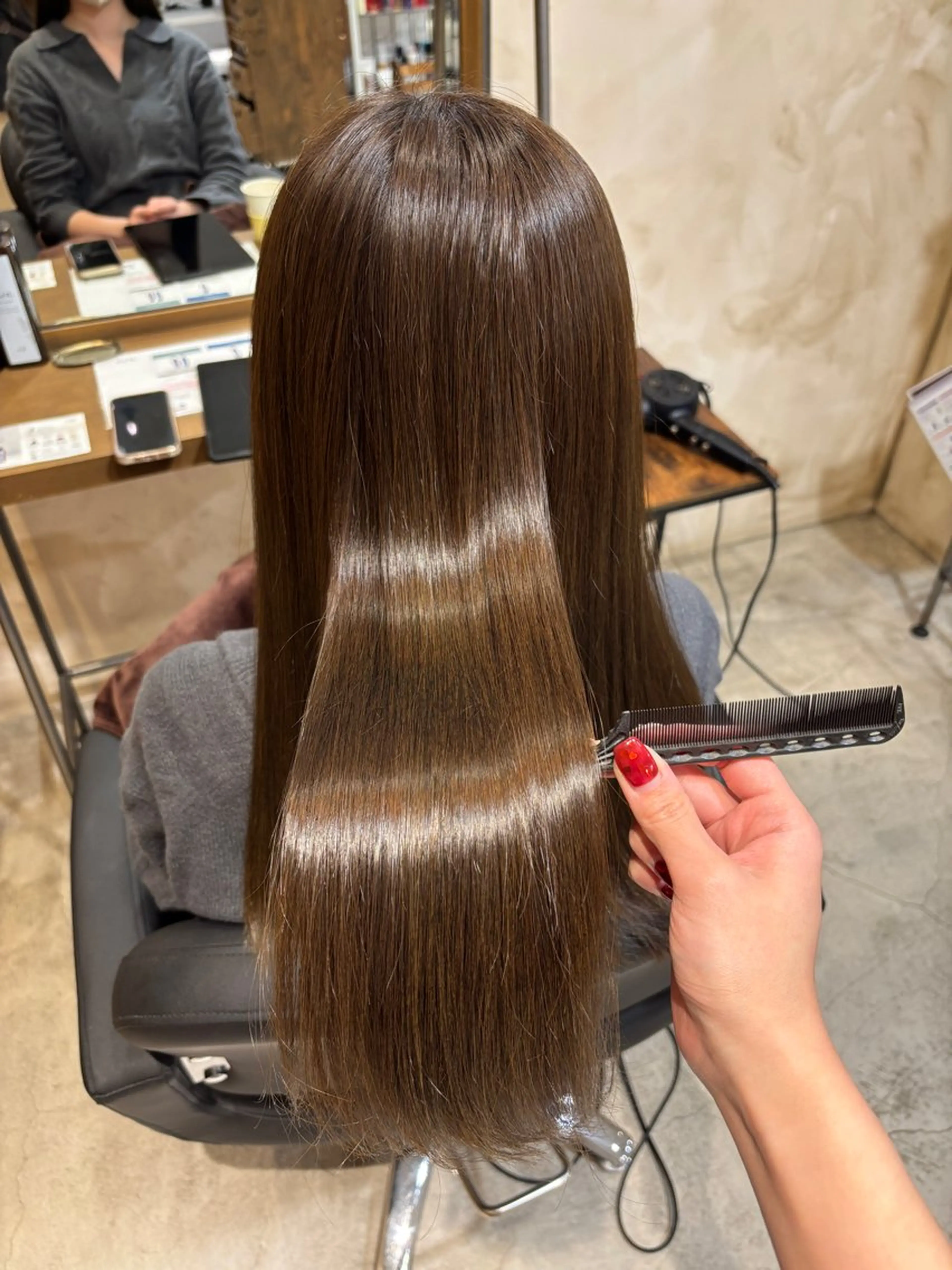 ロング カット ヘアカラー トリートメント ツヤカラー🫧Sae ネイルモデル募集中のヘアスタイル
