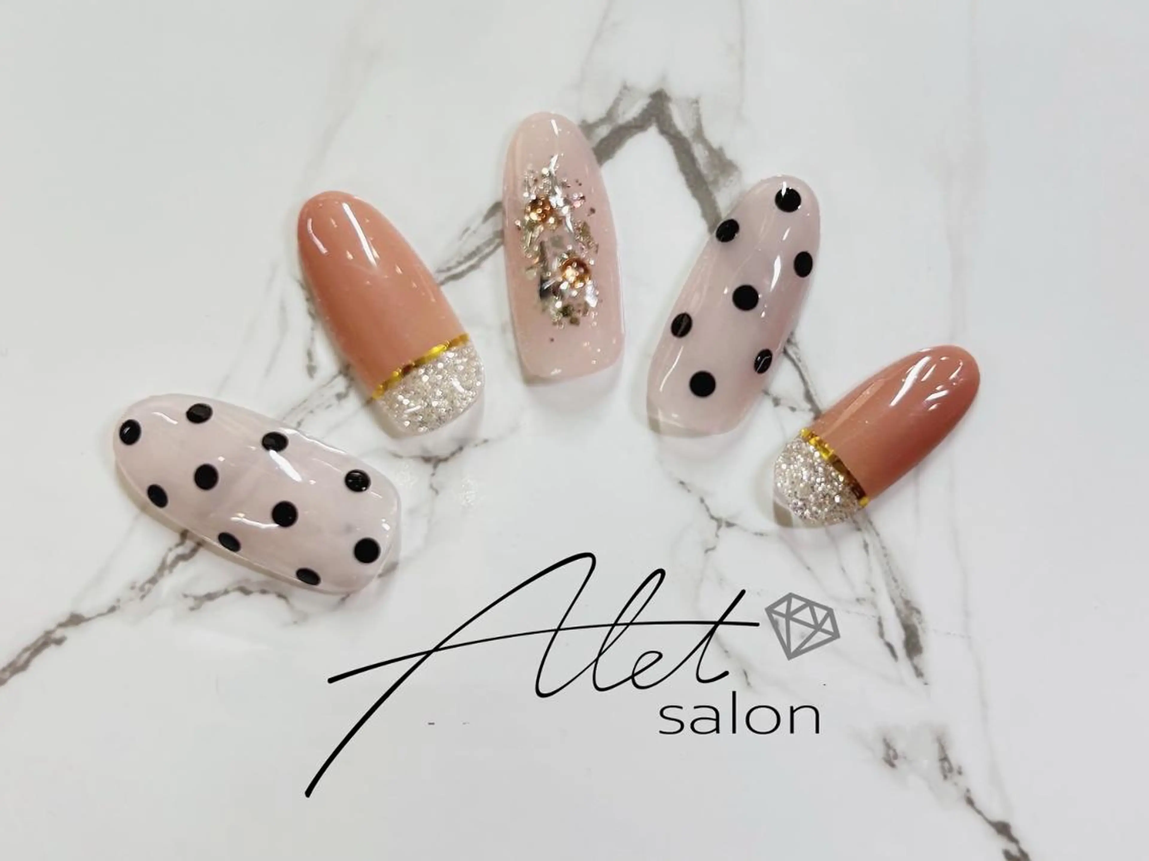 ネイル YU☆alet salon 銀座のネイルデザイン