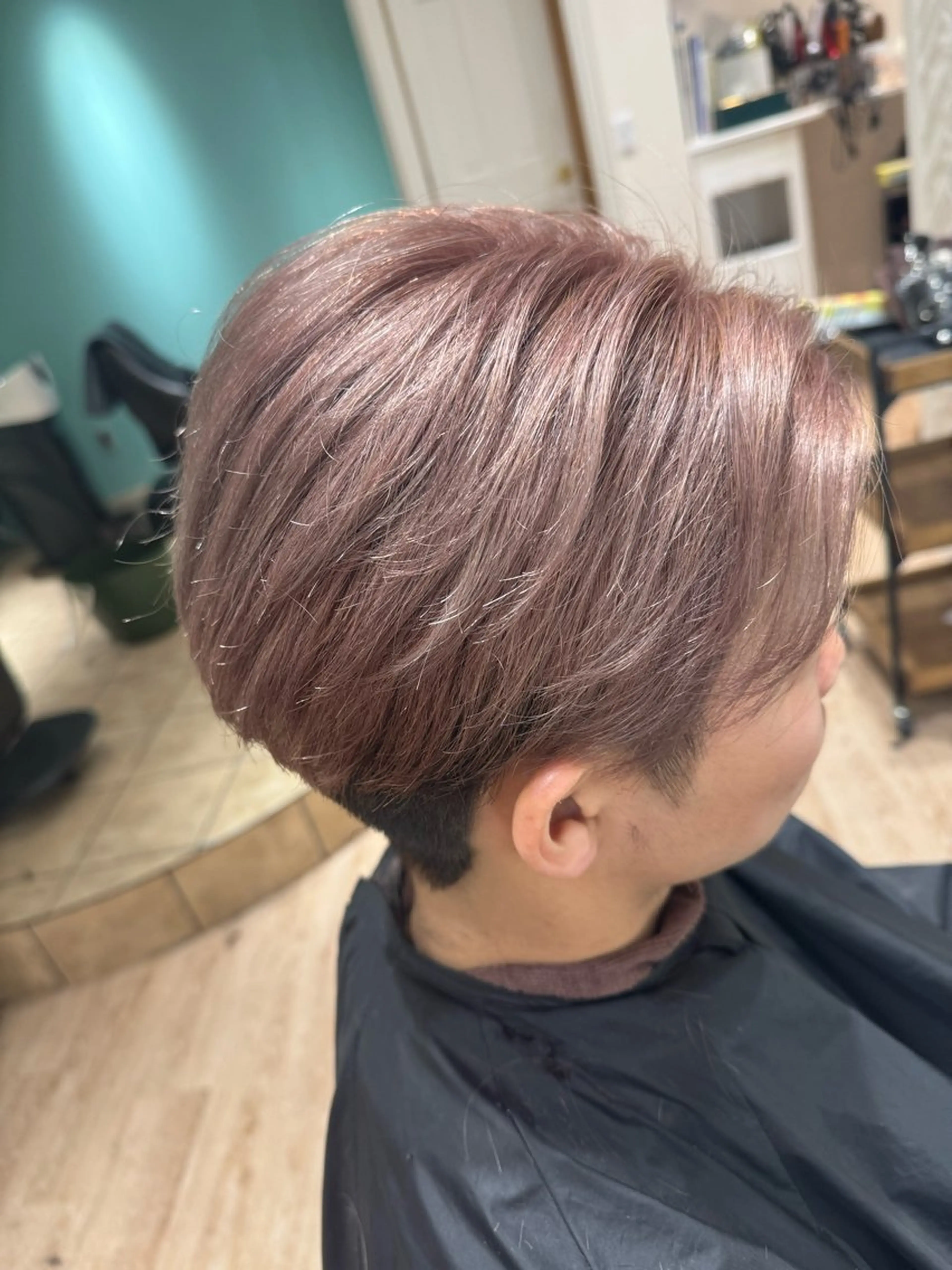 カラー メンズ ヘアカラー トリートメント 河添 麗菜のヘアスタイル