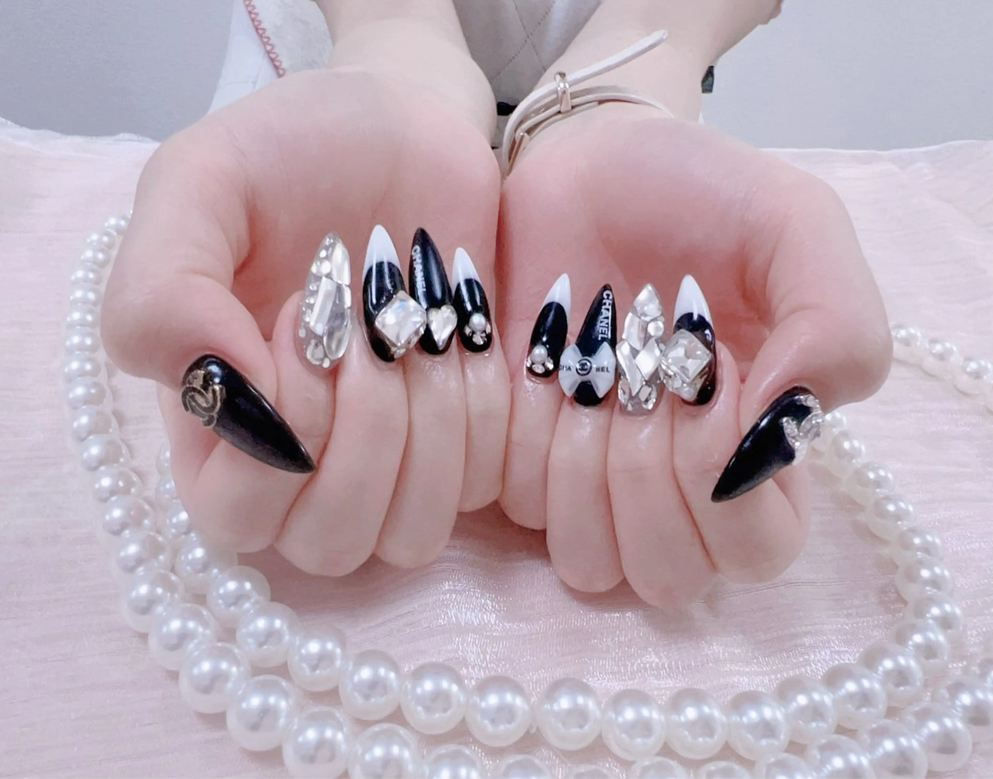 ネイル はぴねす所属・横浜 美夢のネイルデザイン