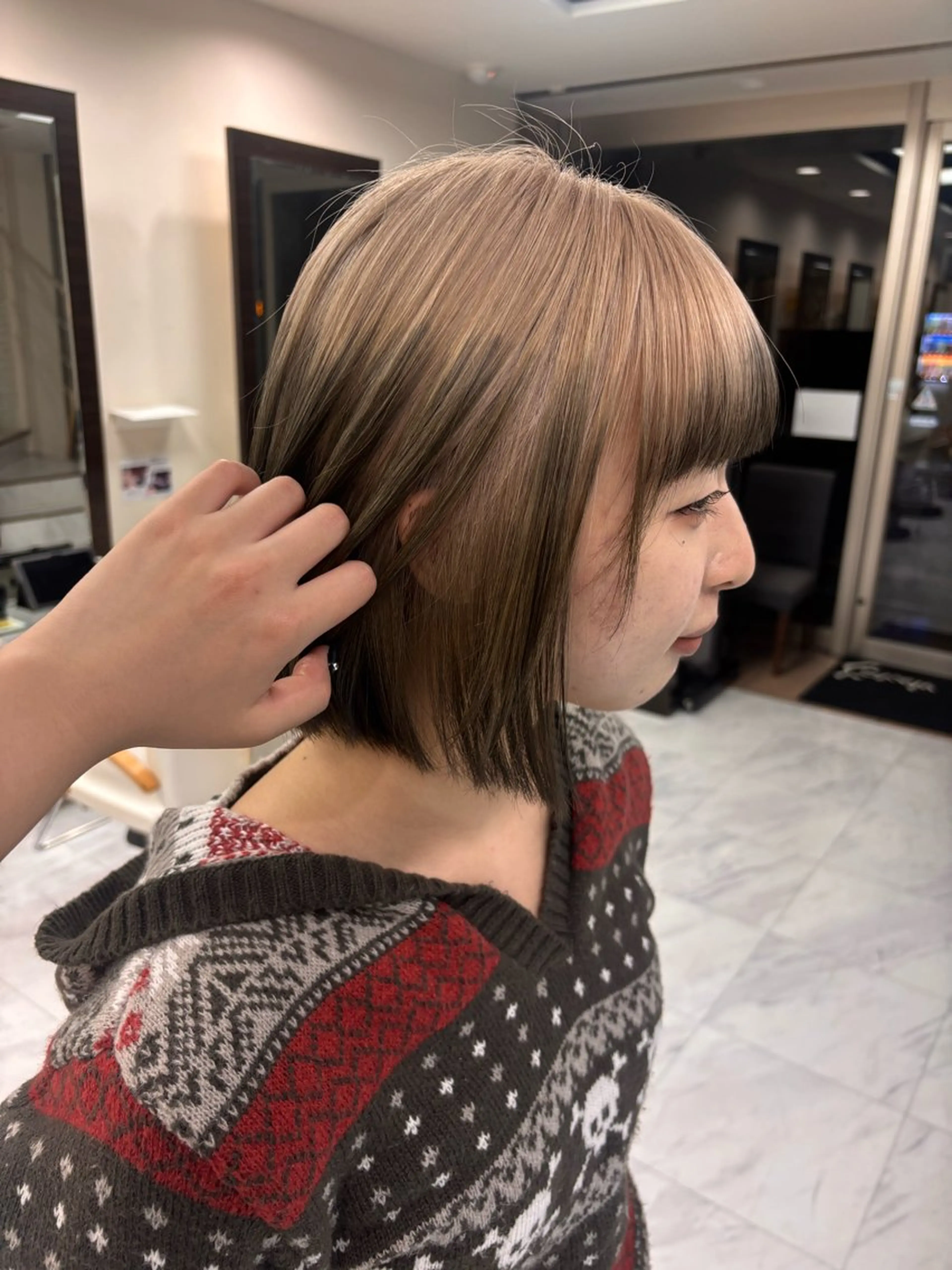 ショート カラー ‪🔆‬ハイトーン ‪🔆‬AYAKAのヘアスタイル