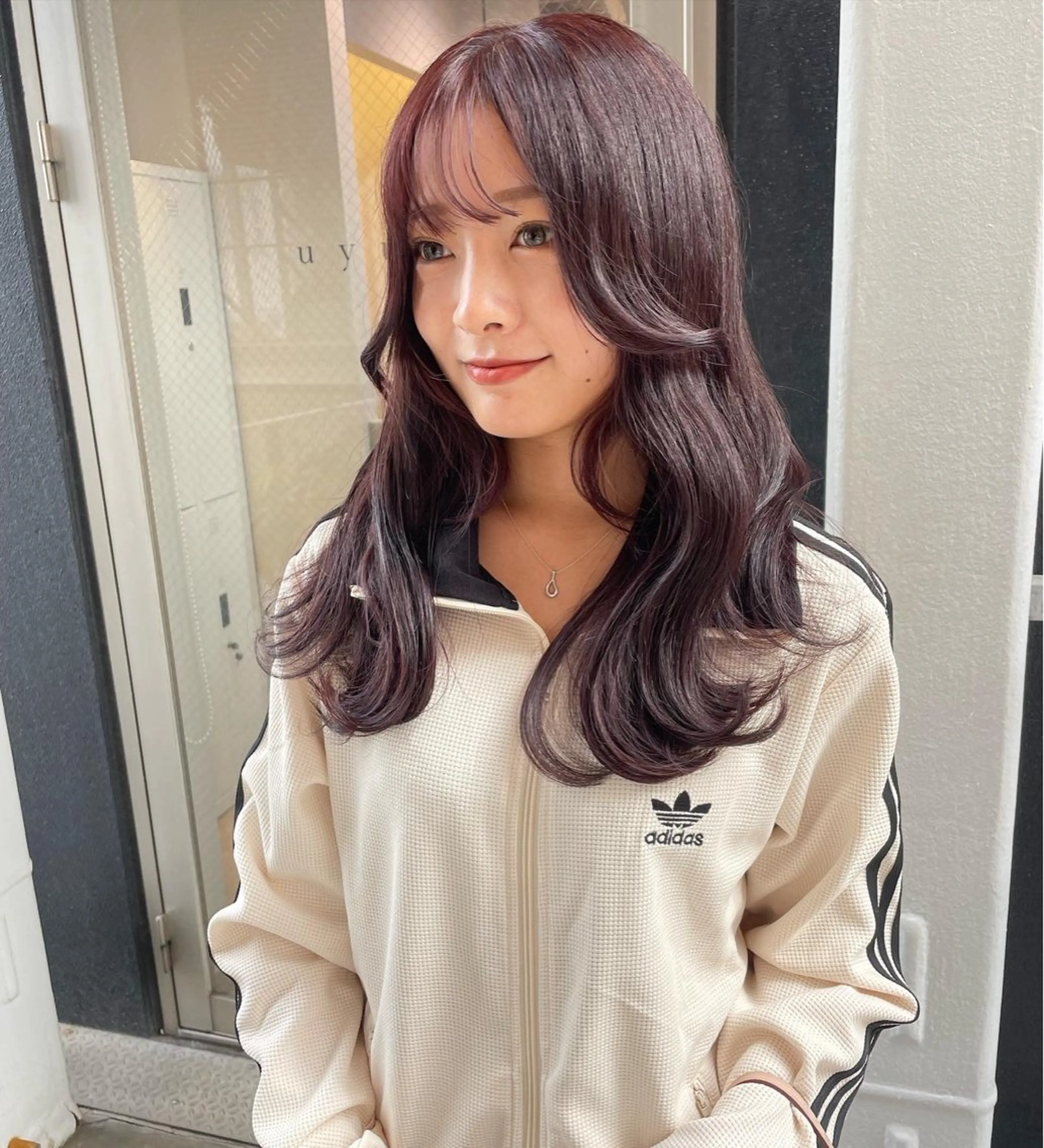 セミロング uyu 【ウユ】のヘアスタイル