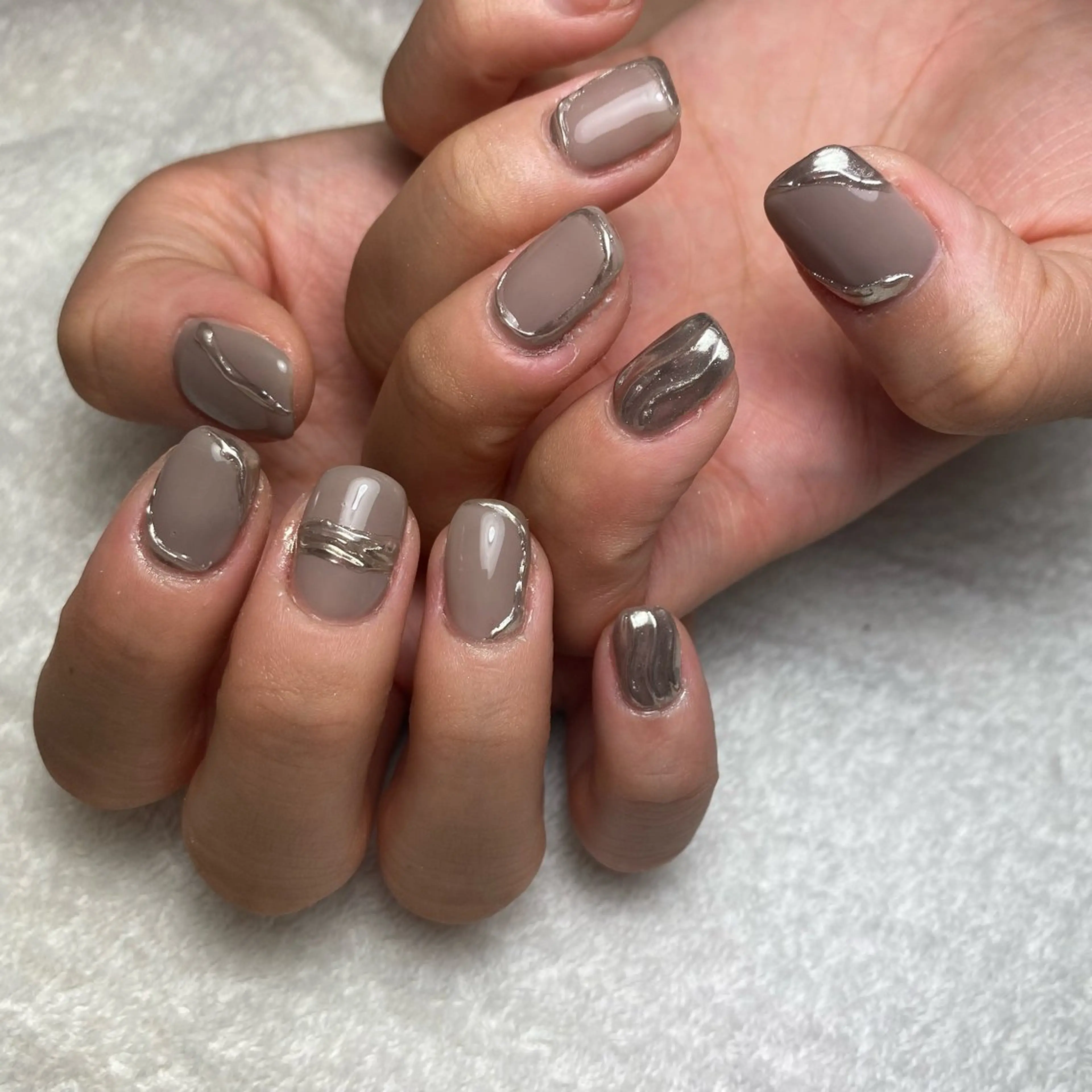 ネイル ミラーネイル ハンドネイル COCO +のエステ・リラクイメージ