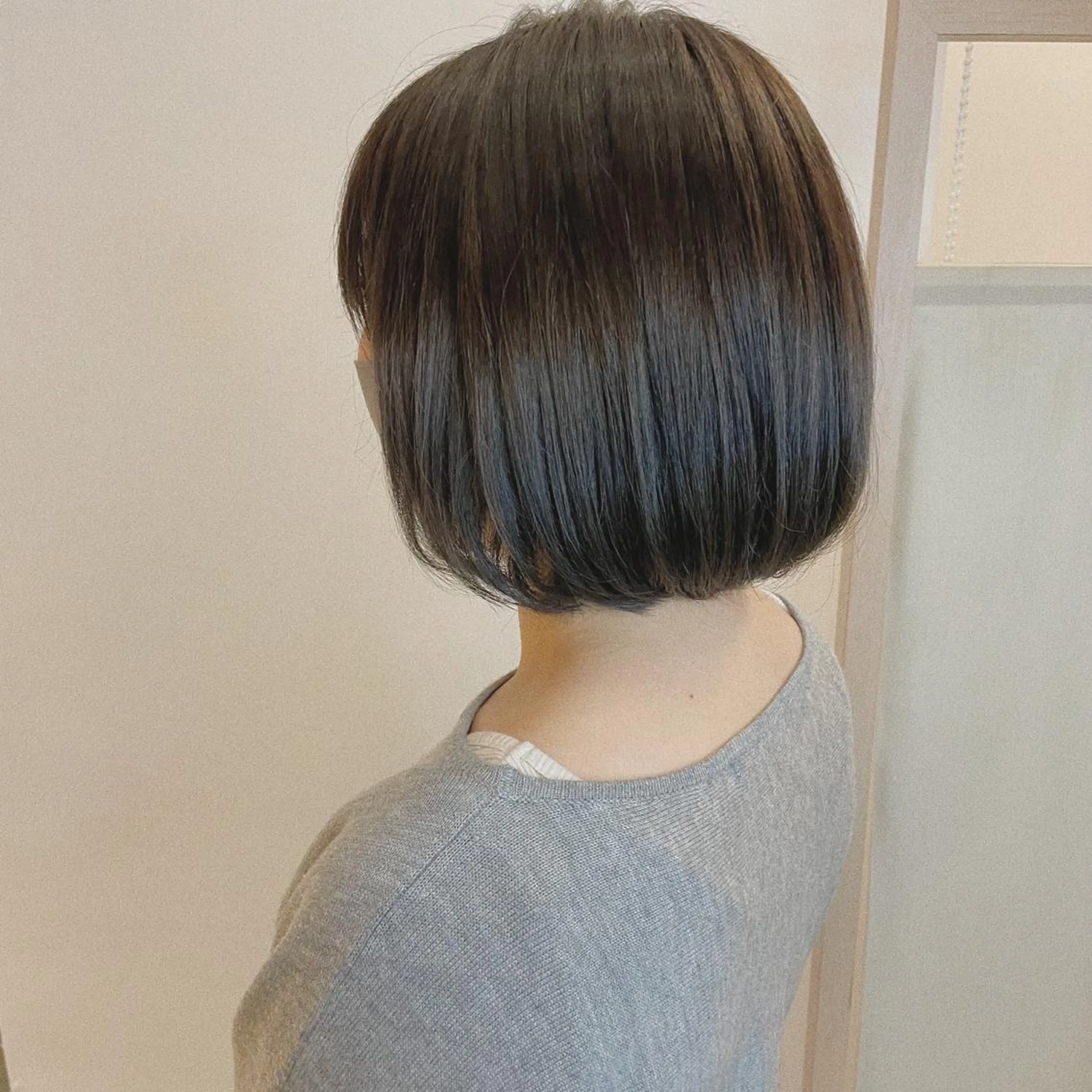 ミディアム 落合 美穂のヘアスタイル