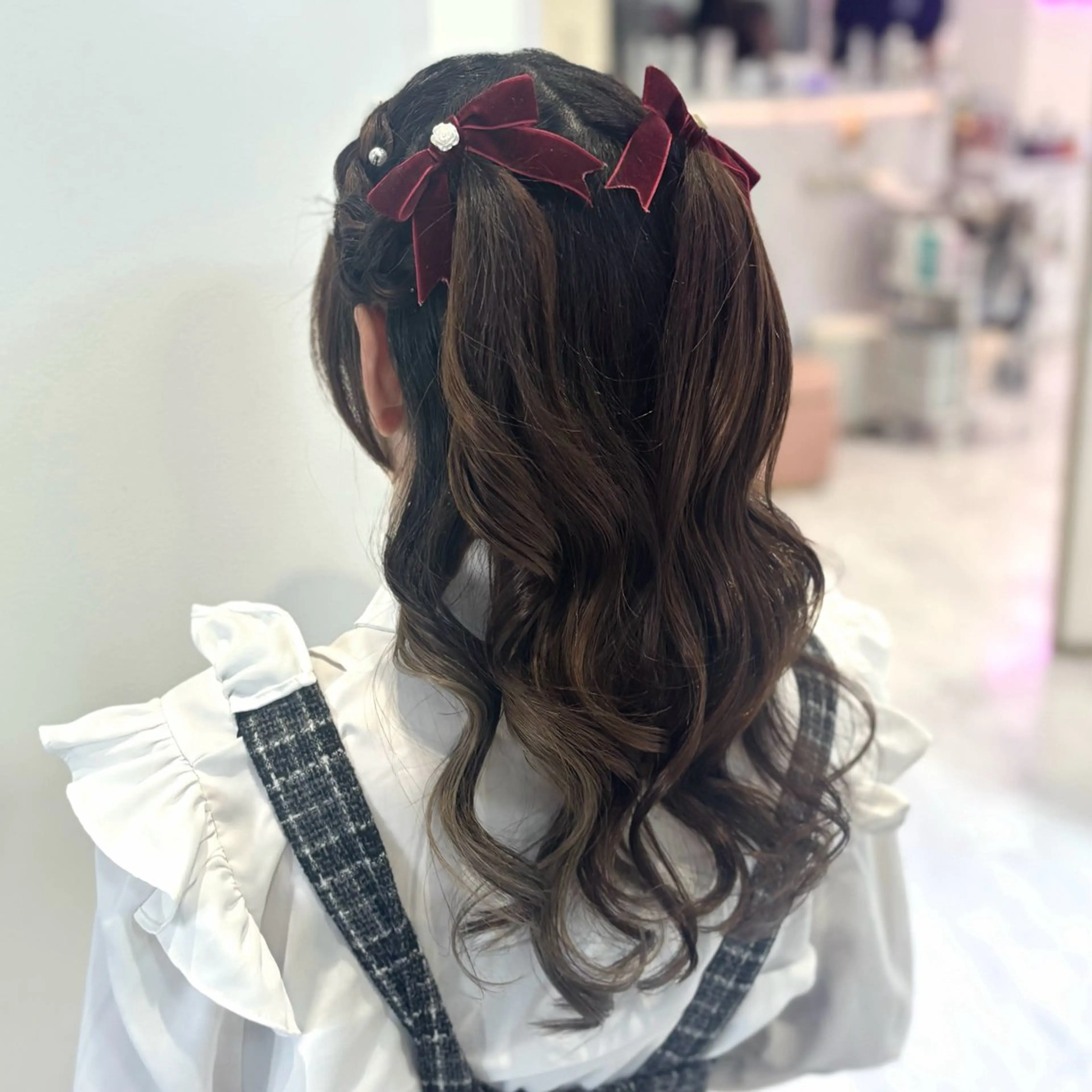 ロング ヘアアレンジ 🍯Ayu/ハイトー ン/ブリーチ/ヘアメのヘアスタイル