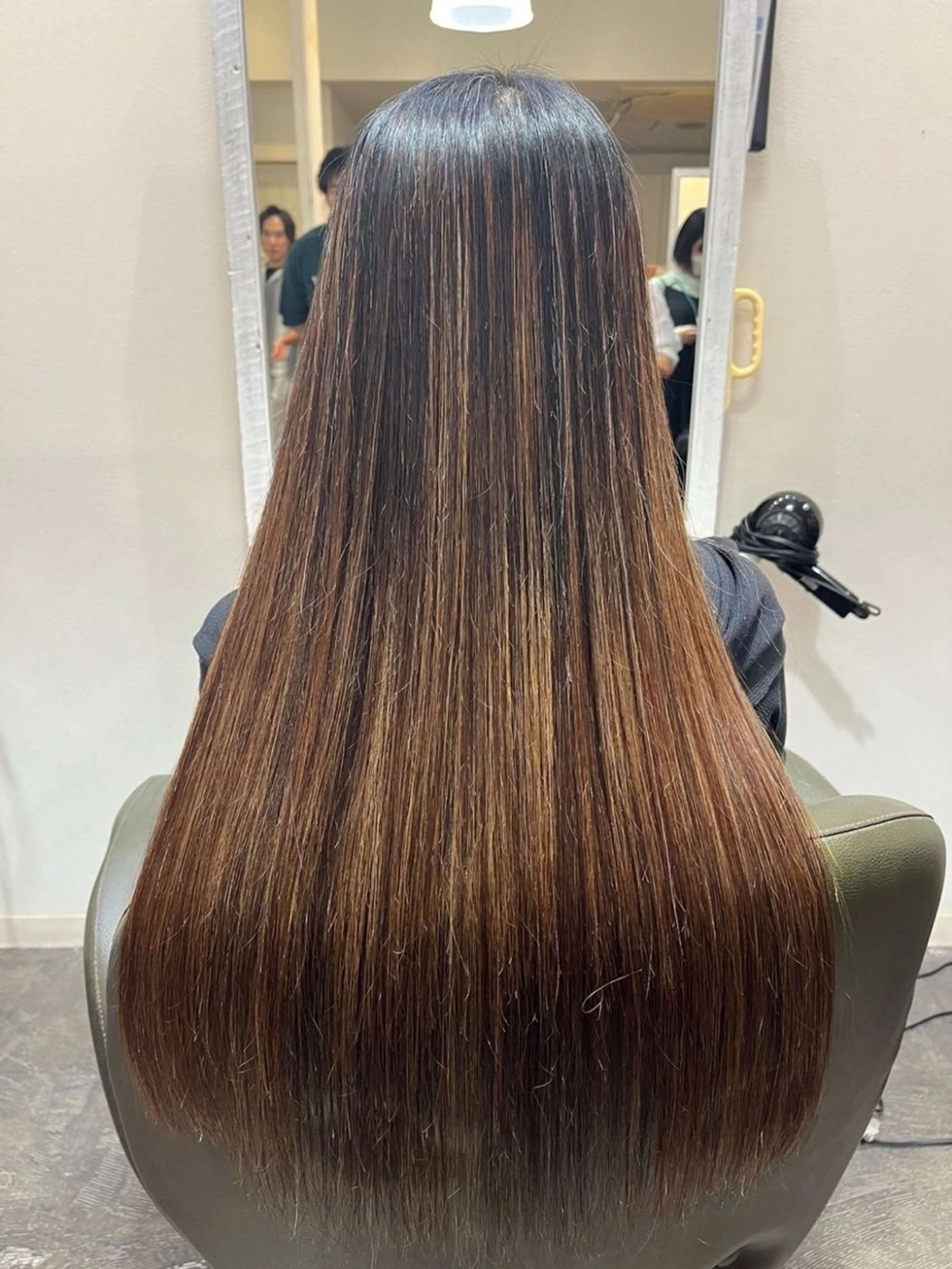 カット+髪質改善ストレートの写真