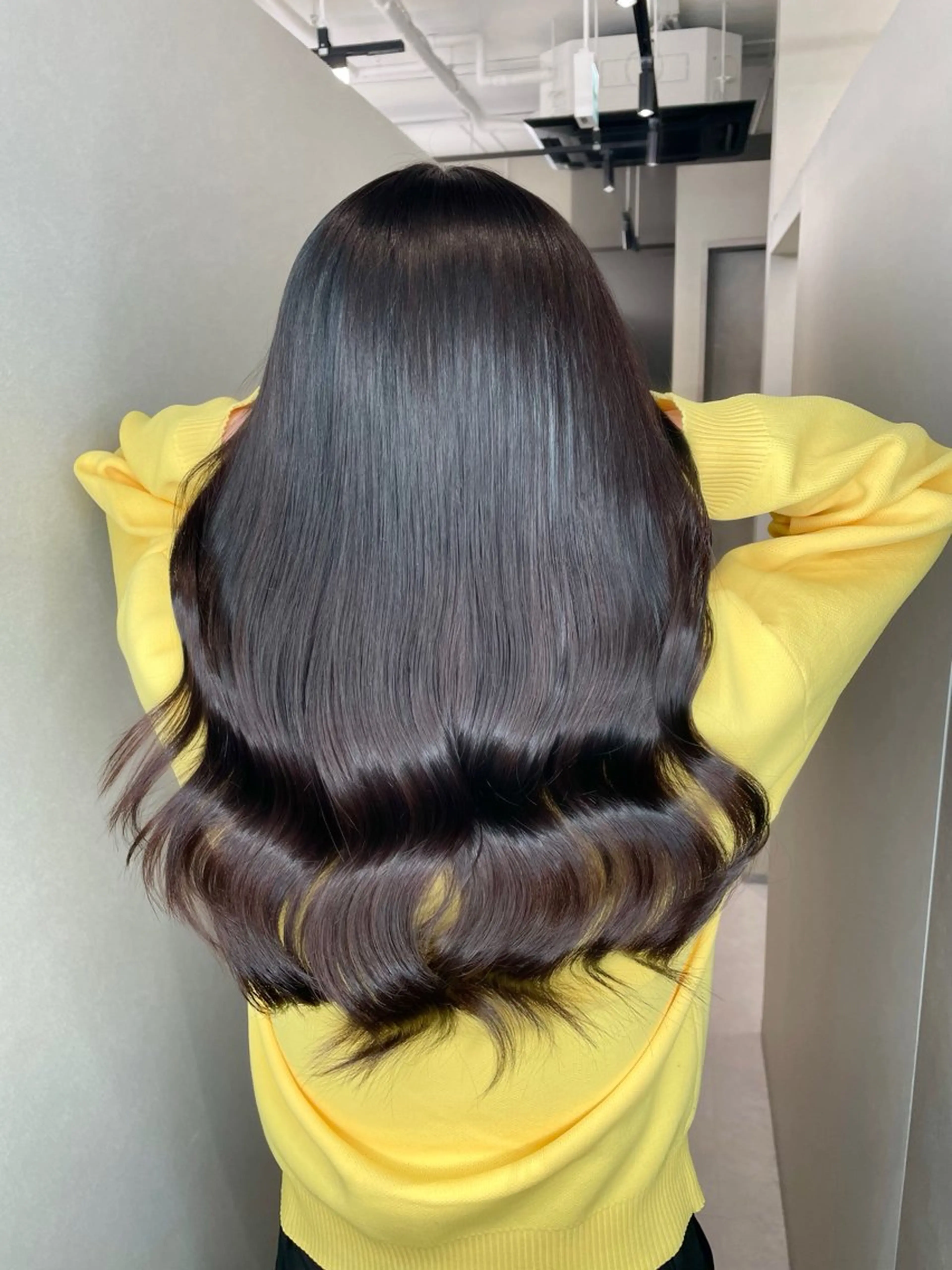 セミロング 髪質改善 今井 勝也のヘアスタイル