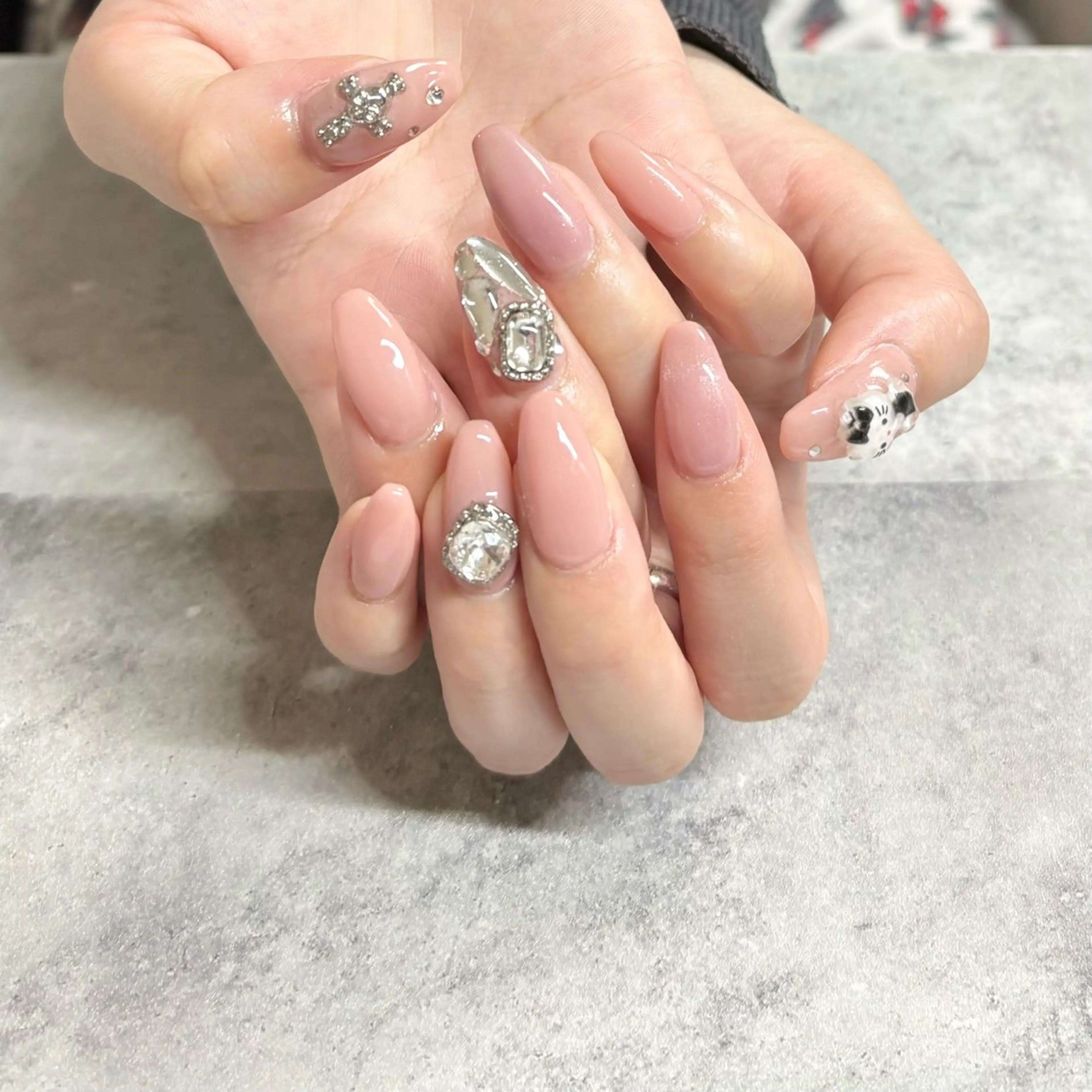 ネイル FELICE ﾌｪﾘｰﾁｪのネイルデザイン