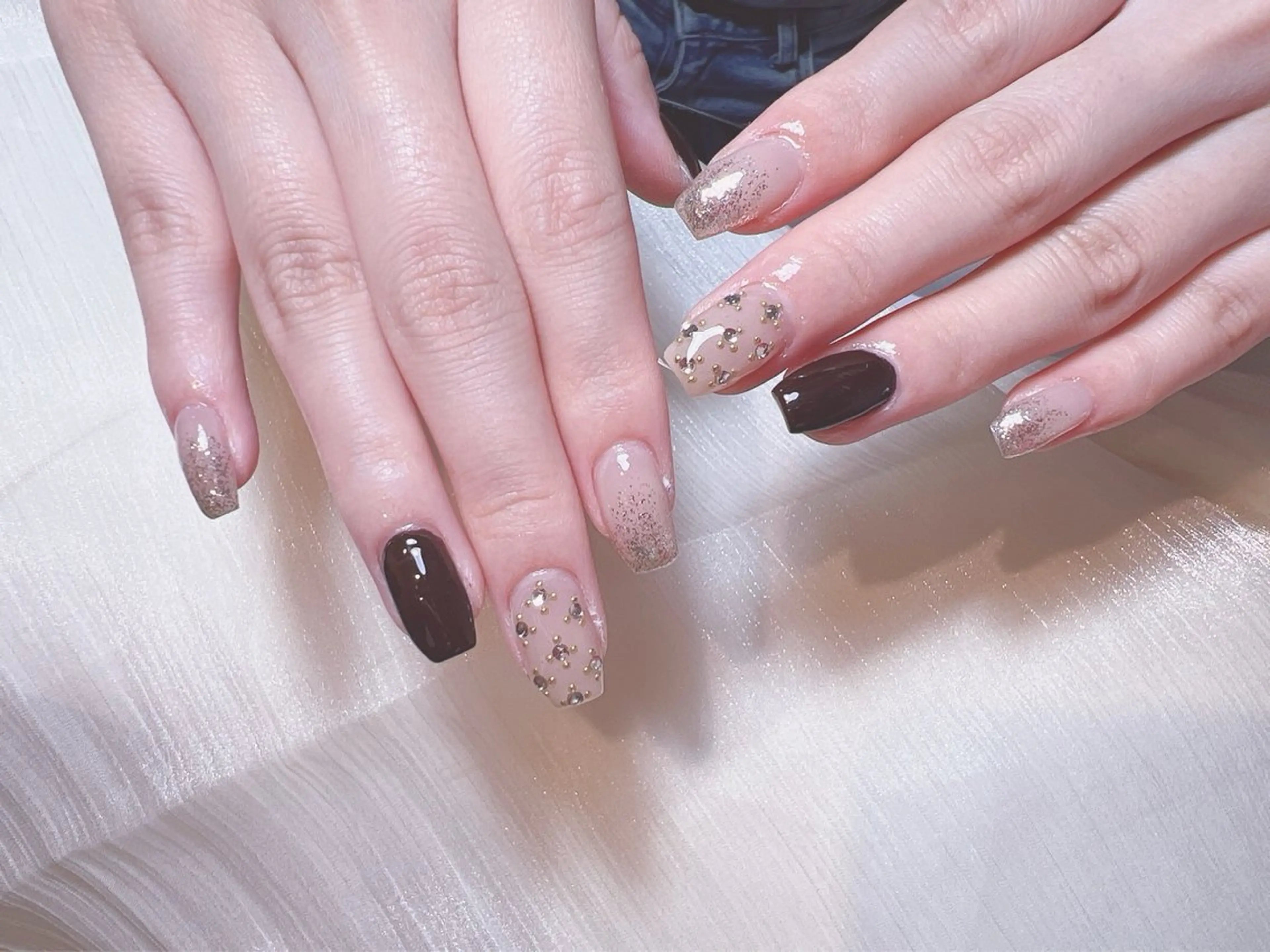 ネイル フレンチネイル 韓国ネイル マグネットネイル ニュアンスネイル オフィスネイル ハンドネイル ユミネイルサロン所属・ユミ ネイルサロンのネイルデザイン