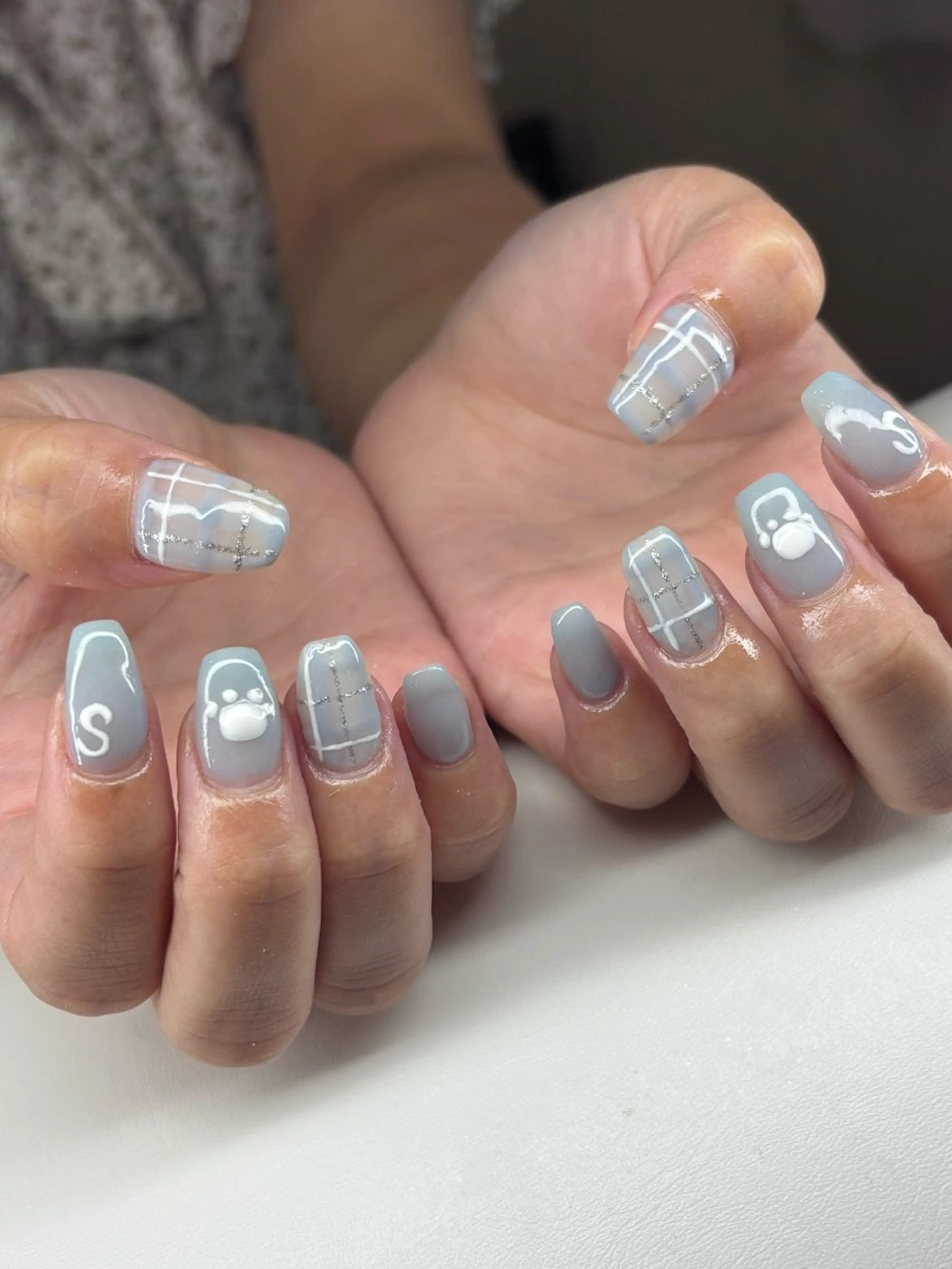 ショート 浅草eknail 🖤EMIRIのネイルデザイン