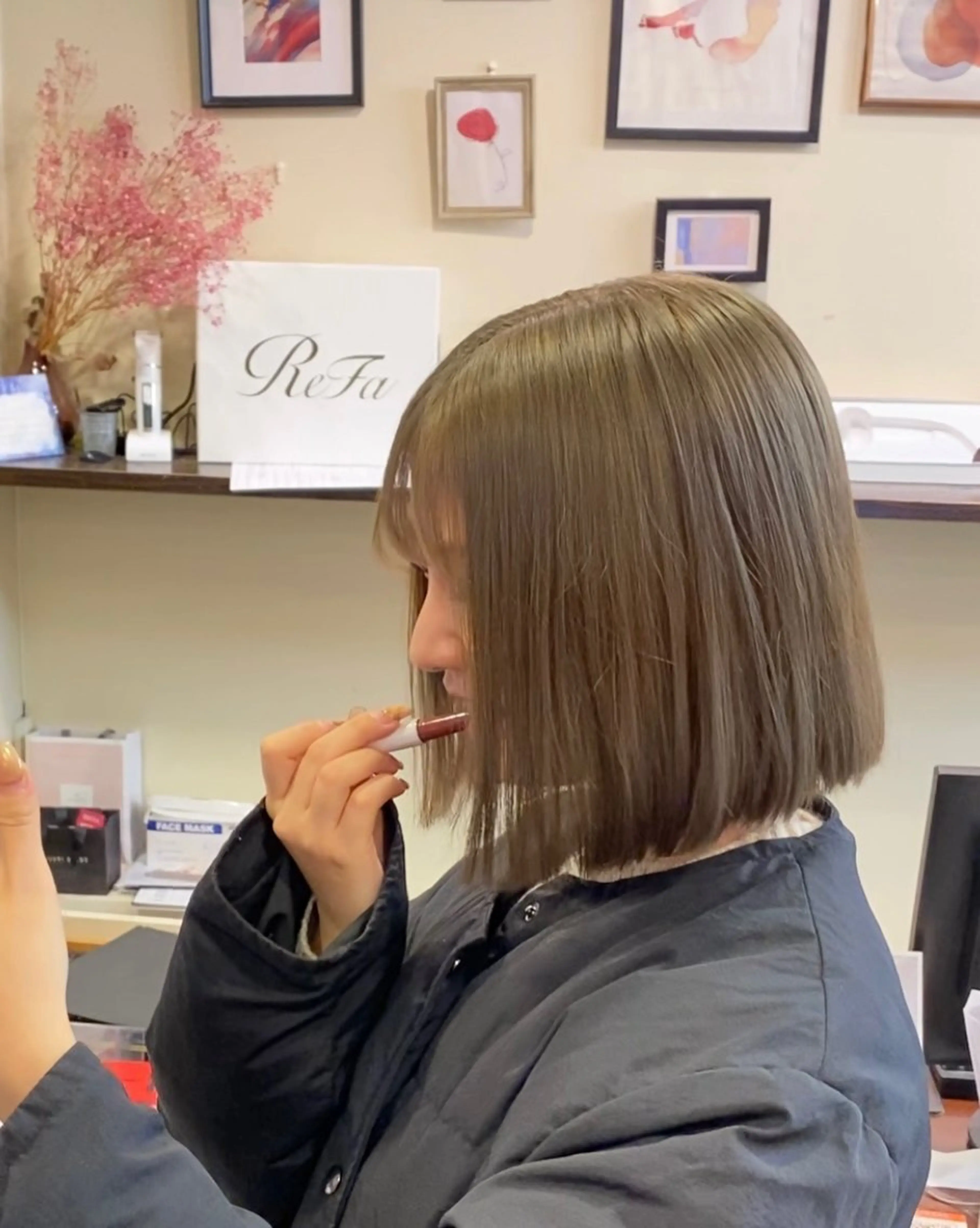 ショート カラー ブリーチ ケアブリーチ グレージュ オリーブグレージュ オリーブグレー ウチダ ユウヤのヘアスタイル