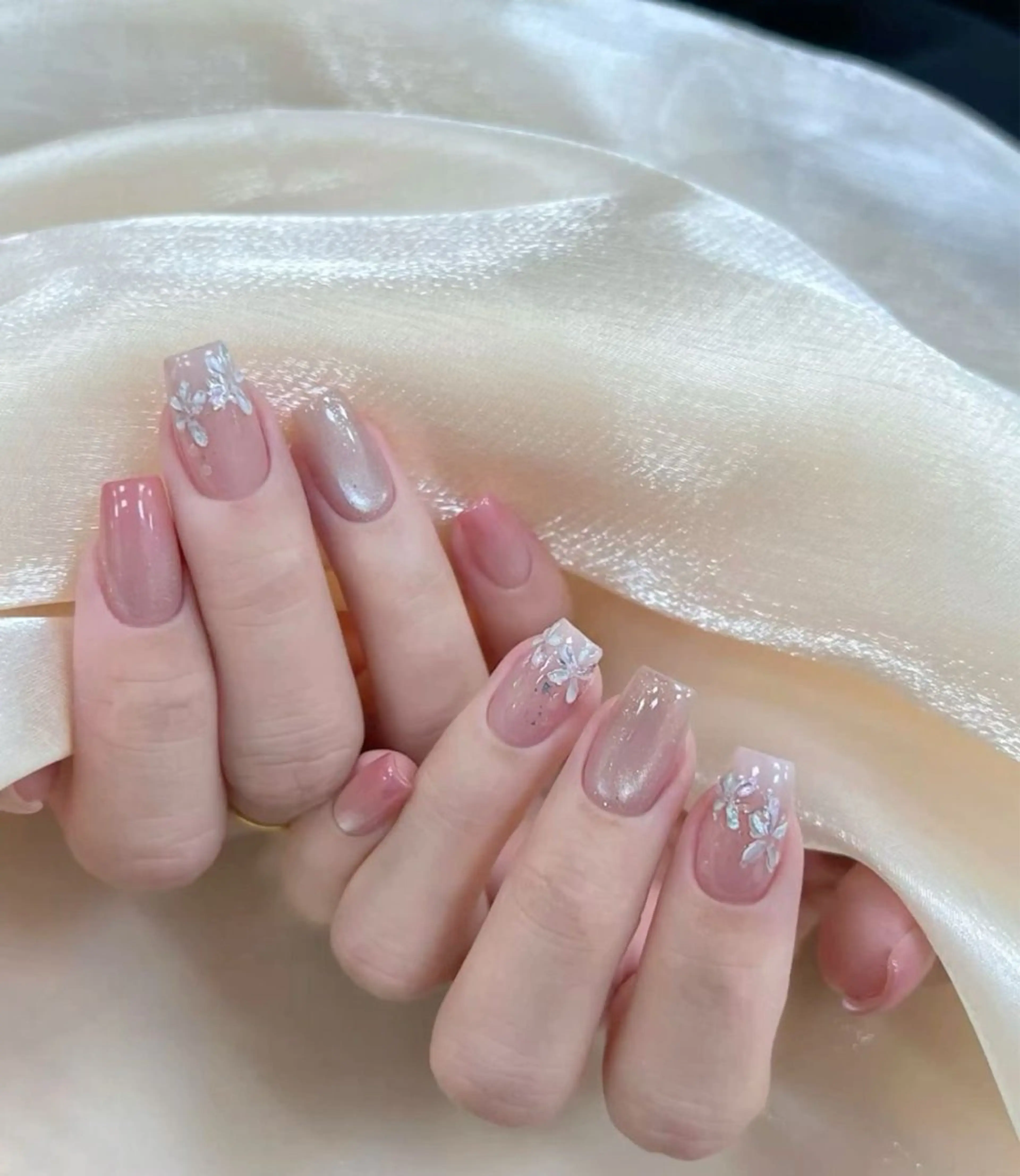 ネイル ハンドネイル hue nail1のネイルデザイン