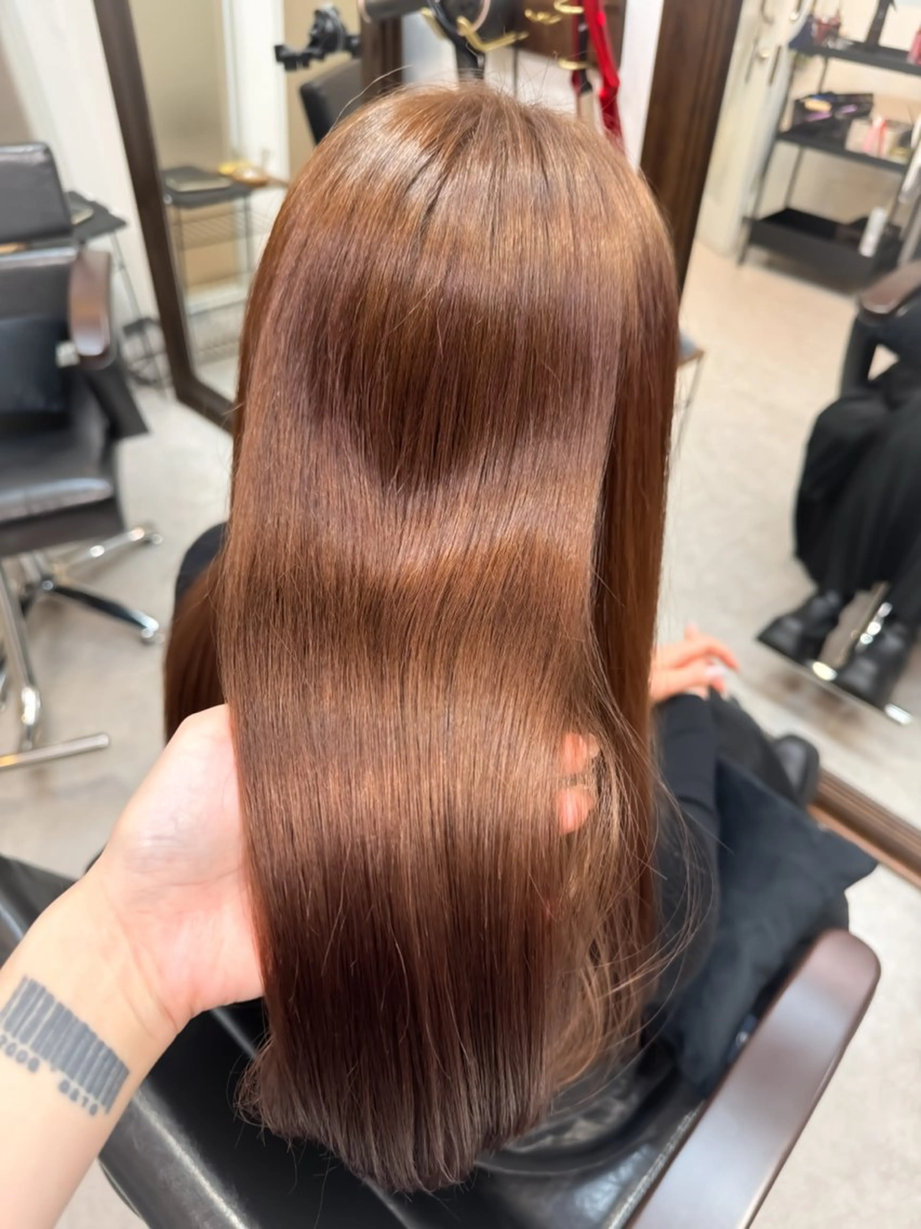 ロング カット ヘアカラー トリートメント たぴ。ぱつっとボブ/ つや髪🍒髪質改善のヘアスタイル