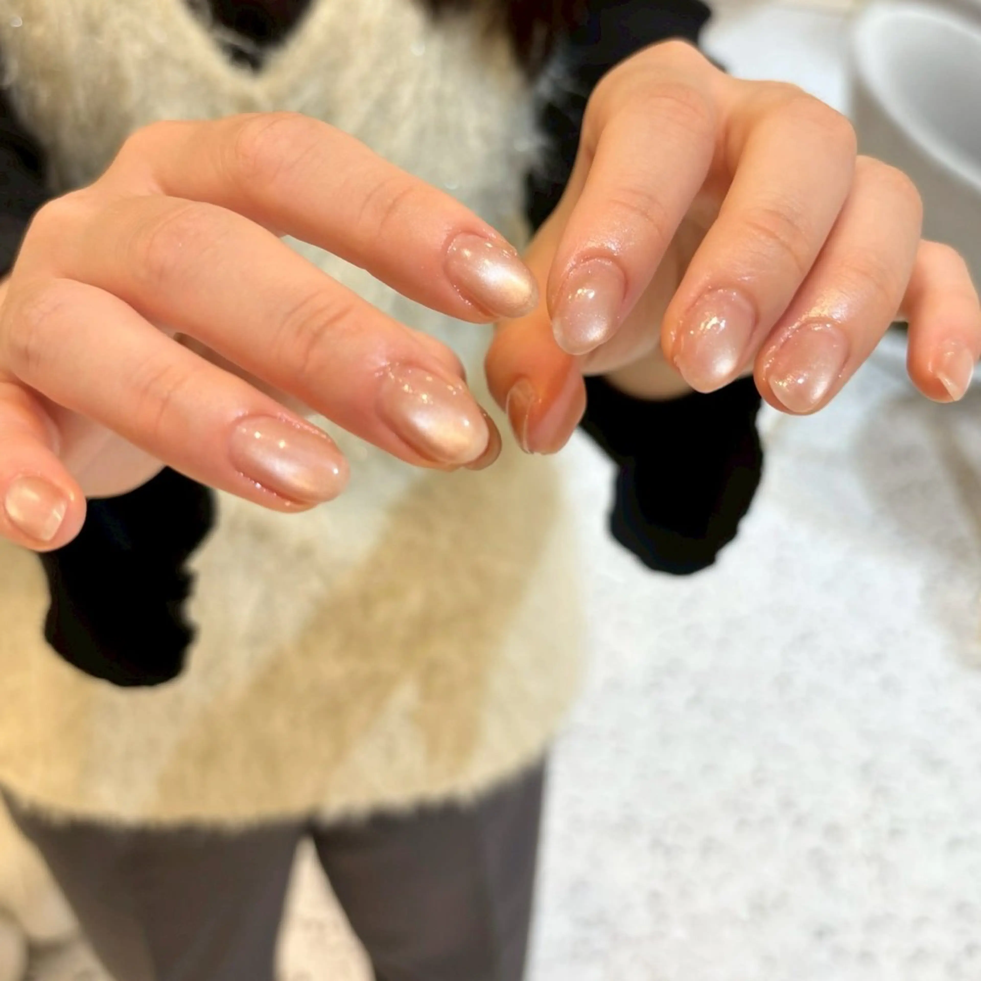 ネイル White nail KAEDEのネイルデザイン