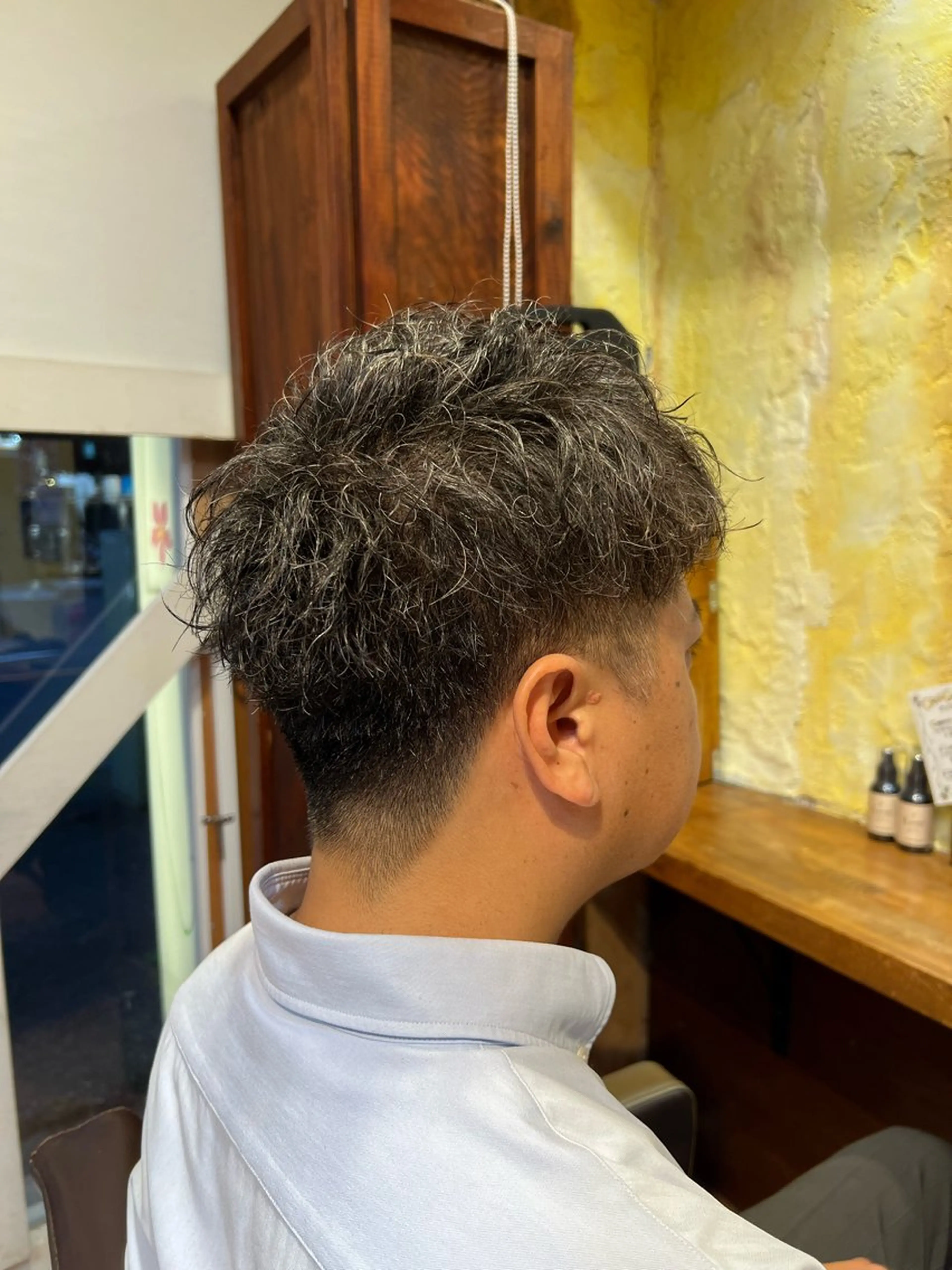 ショート パーマ 伊東 颯のヘアスタイル