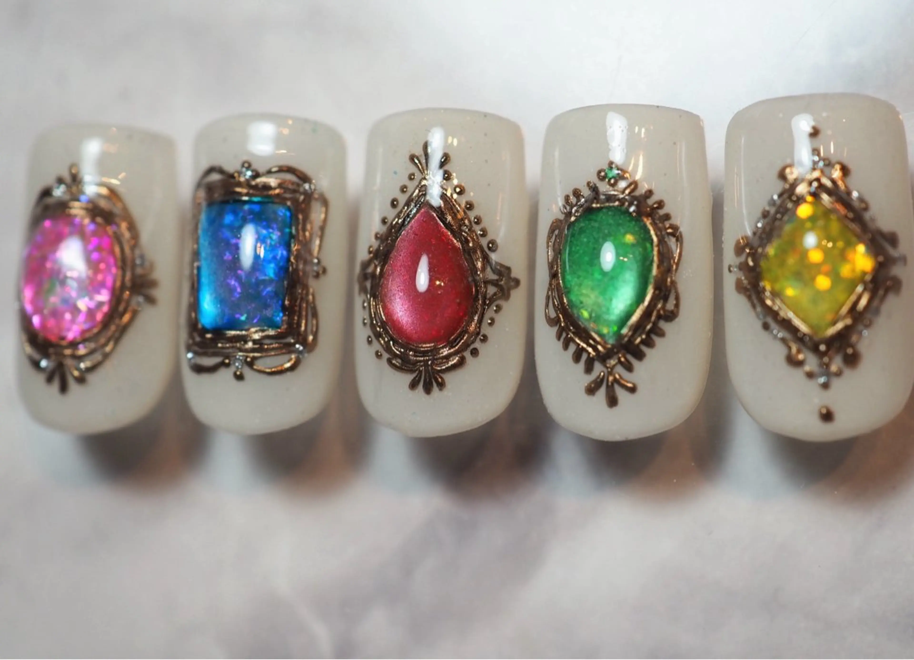 ネイル 7nail所属・なんば7nail YUZUHAのネイルデザイン