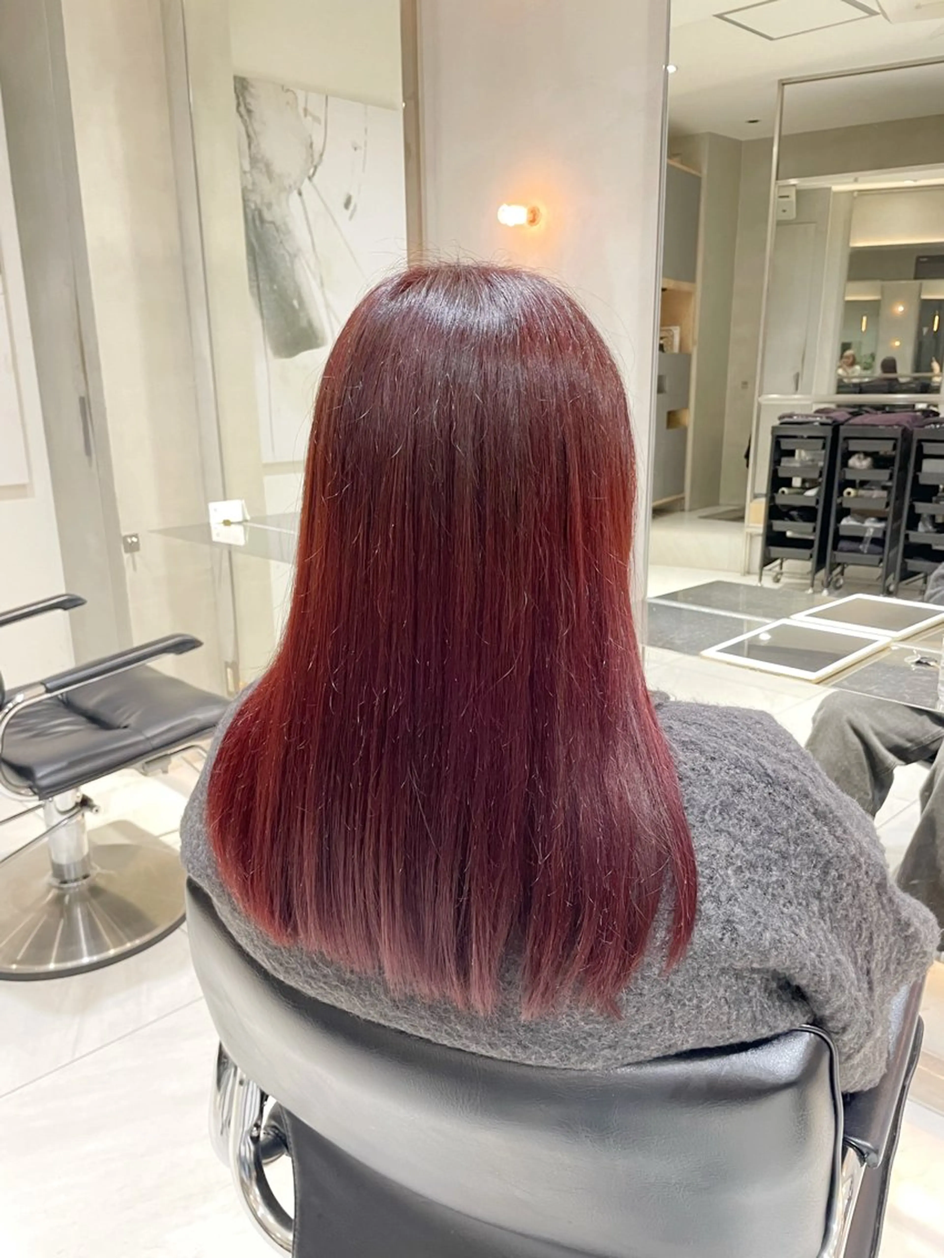 ミディアム カラー ヘアアレンジ ヘアカラー トリートメント ヘッドスパ ヘアセット 艶髪/レイヤーカット 🐣misakiのヘアスタイル