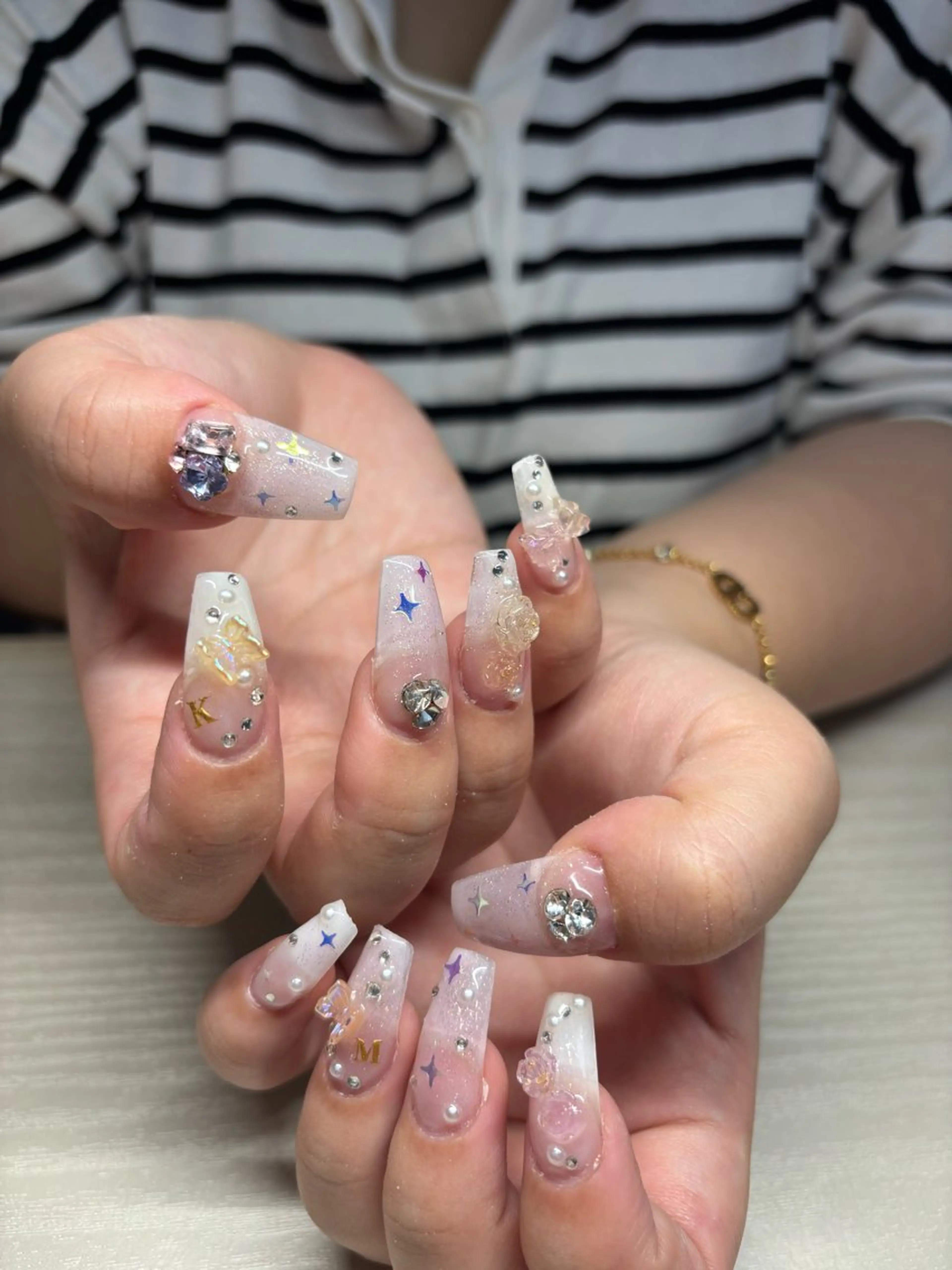 ネイル I pinknail 韓国風·持ち込み専門のネイルデザイン