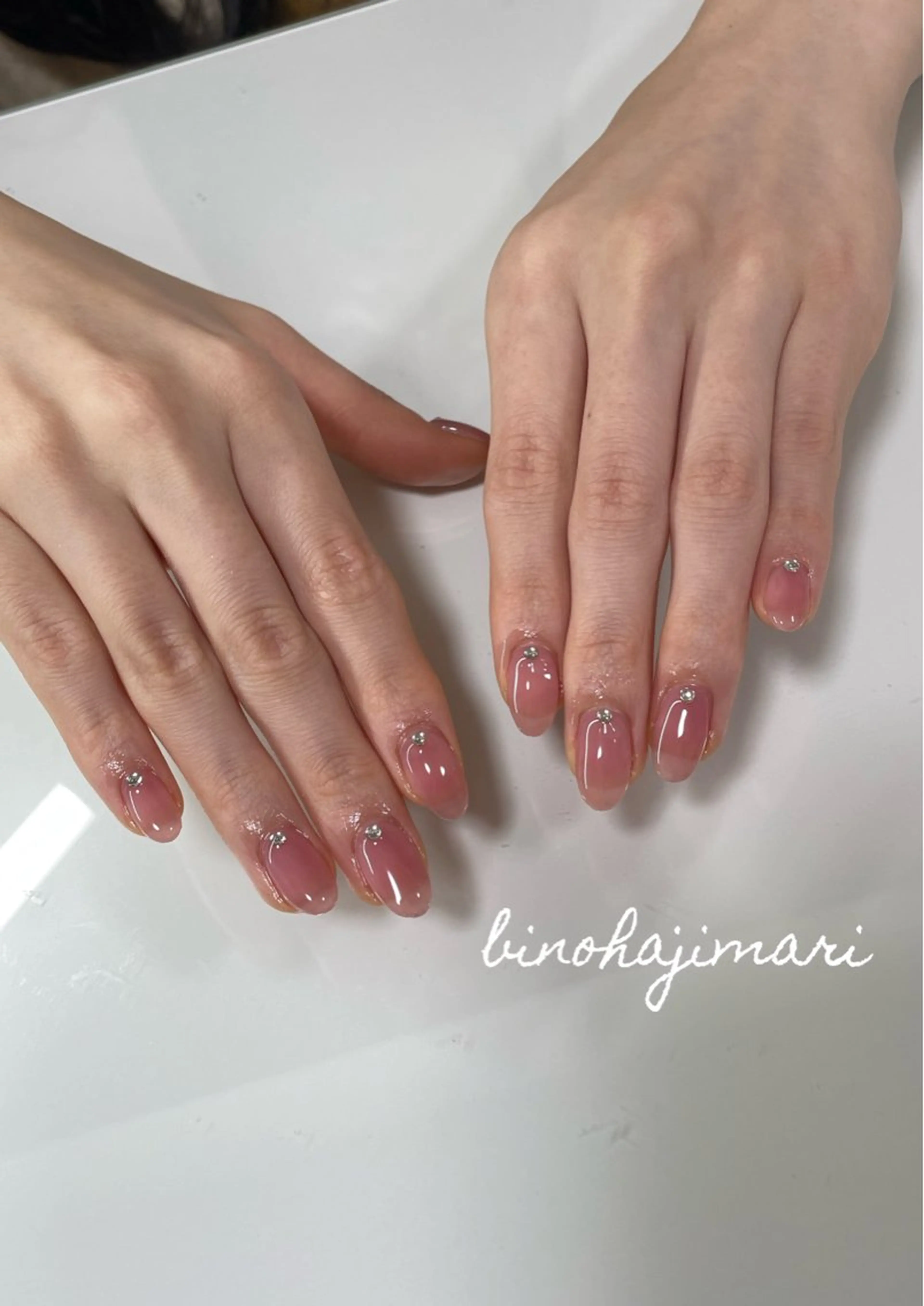 ネイル アートネイル フラッシュネイル ラメ(グリッター) シルバー スクエアネイル ♡Bivi♡自爪に 優しいネイルサロンのネイルデザイン