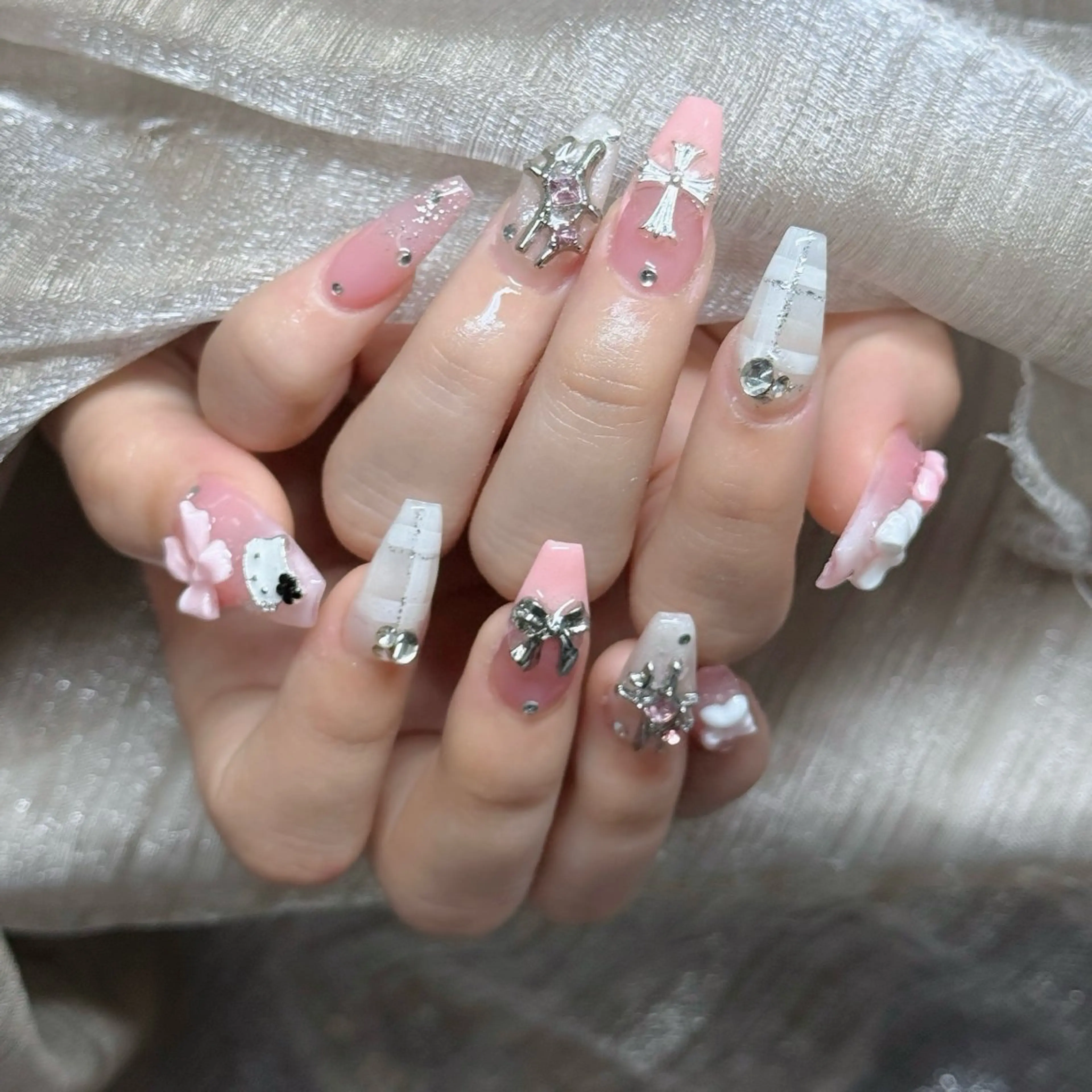 ネイル ロングネイル マグネットネイル リボン 夏ネイル スーパーロングネイル Hani Nail XUKAのネイルデザイン