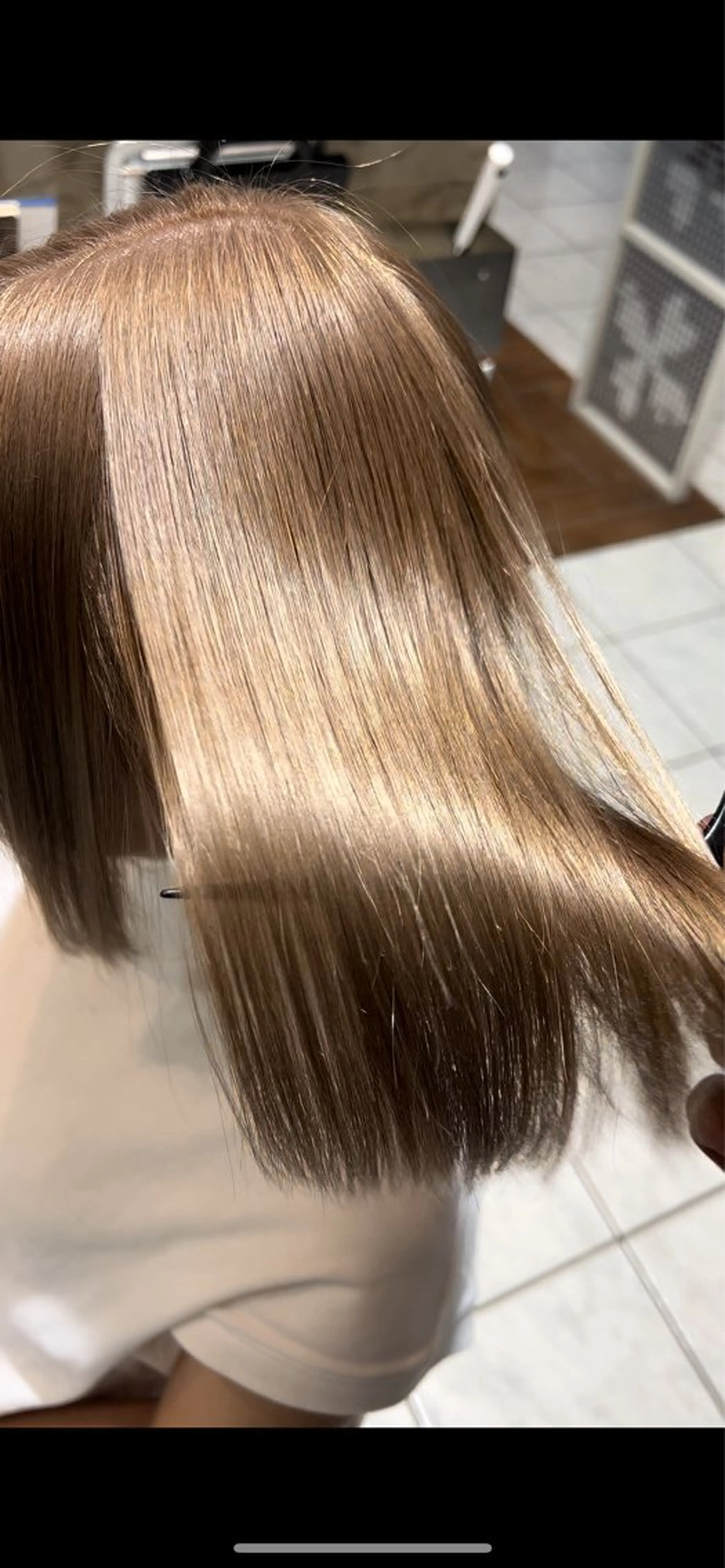 セミロング ✨髪質改善/ブリーチ /レイヤー/山下竣介のヘアスタイル