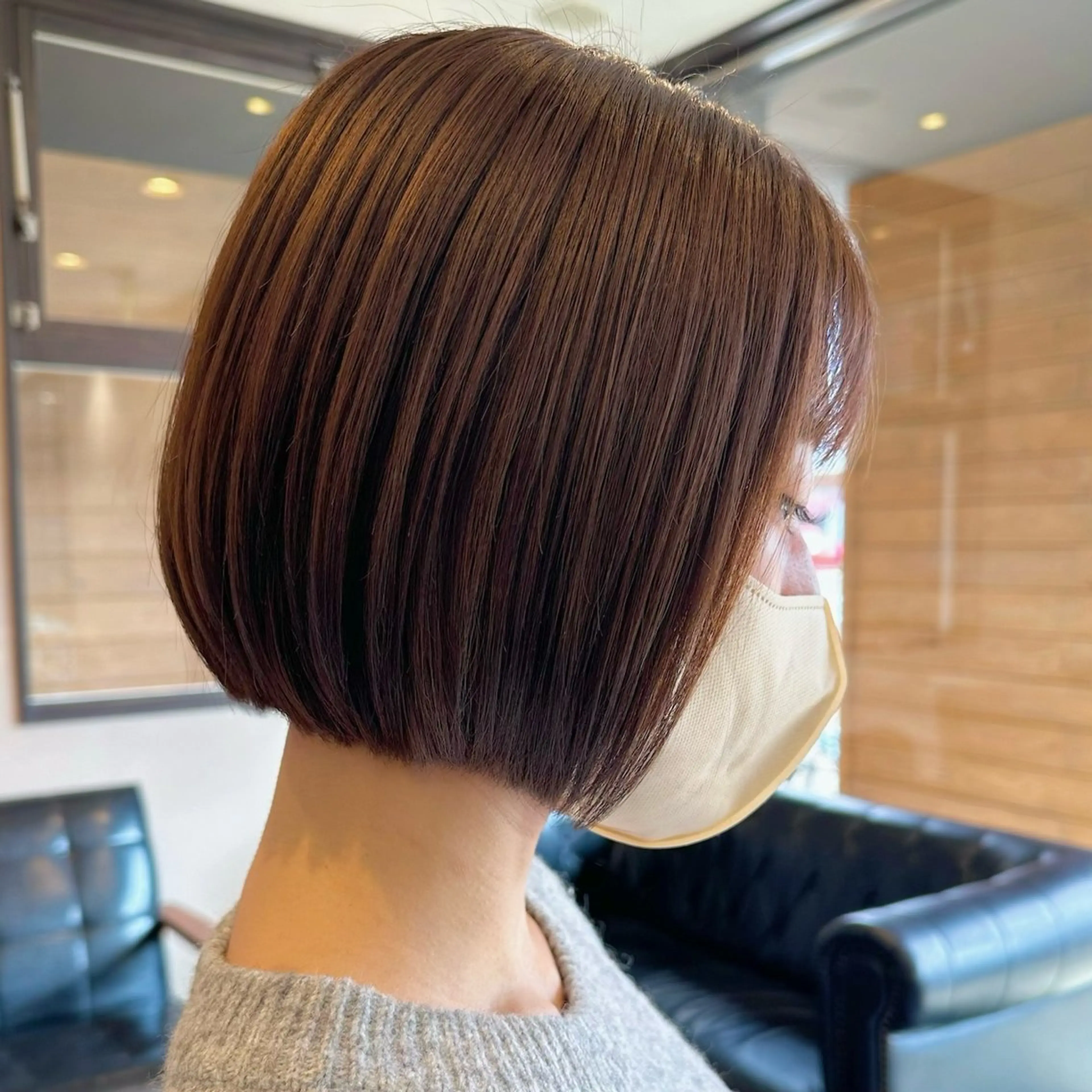 ミディアム ボブ 小嶋 菜々子のヘアスタイル