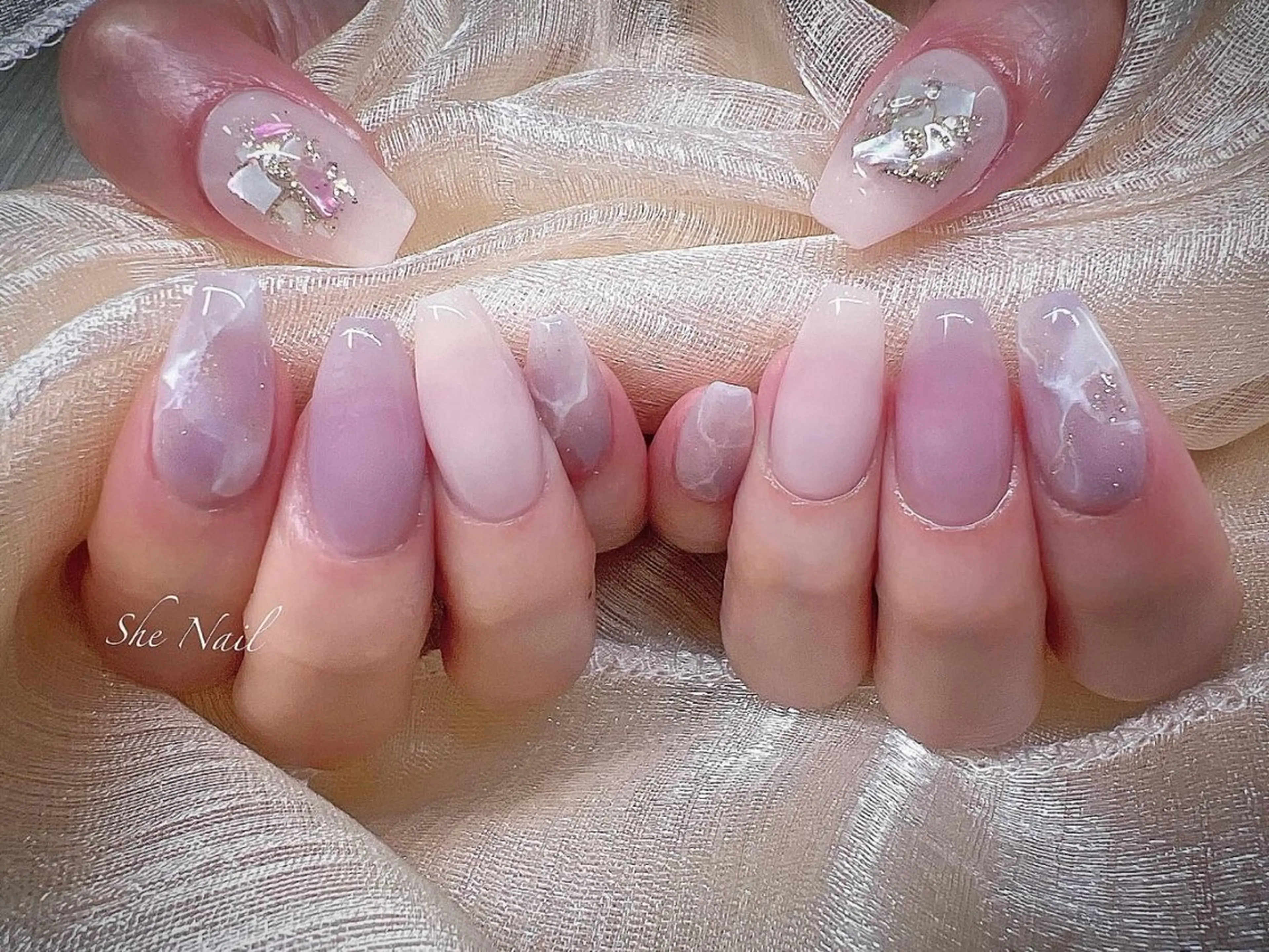 ネイル 持ち込み ニュアンスネイル 春ネイル ネイルチップ ハンドネイル ISA_ BELLAのネイルデザイン