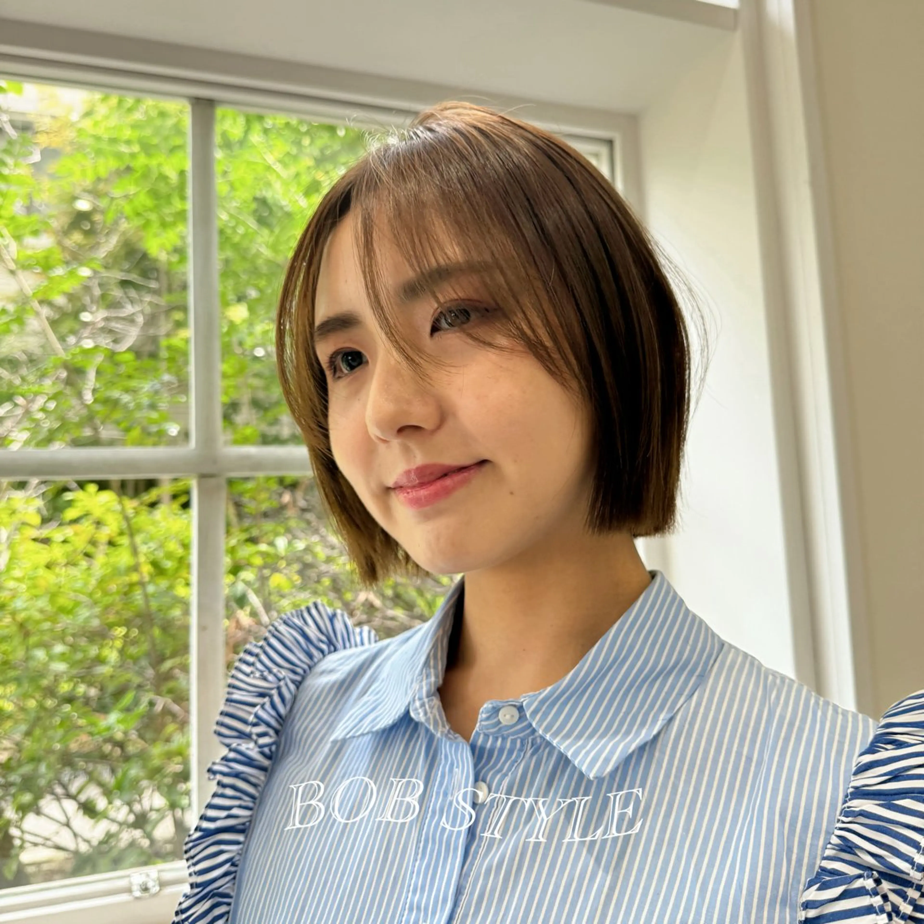 ミディアム カラー ボブ カット ヘアカラー 柔らかレイヤー× 透け感カラー/SUのヘアスタイル