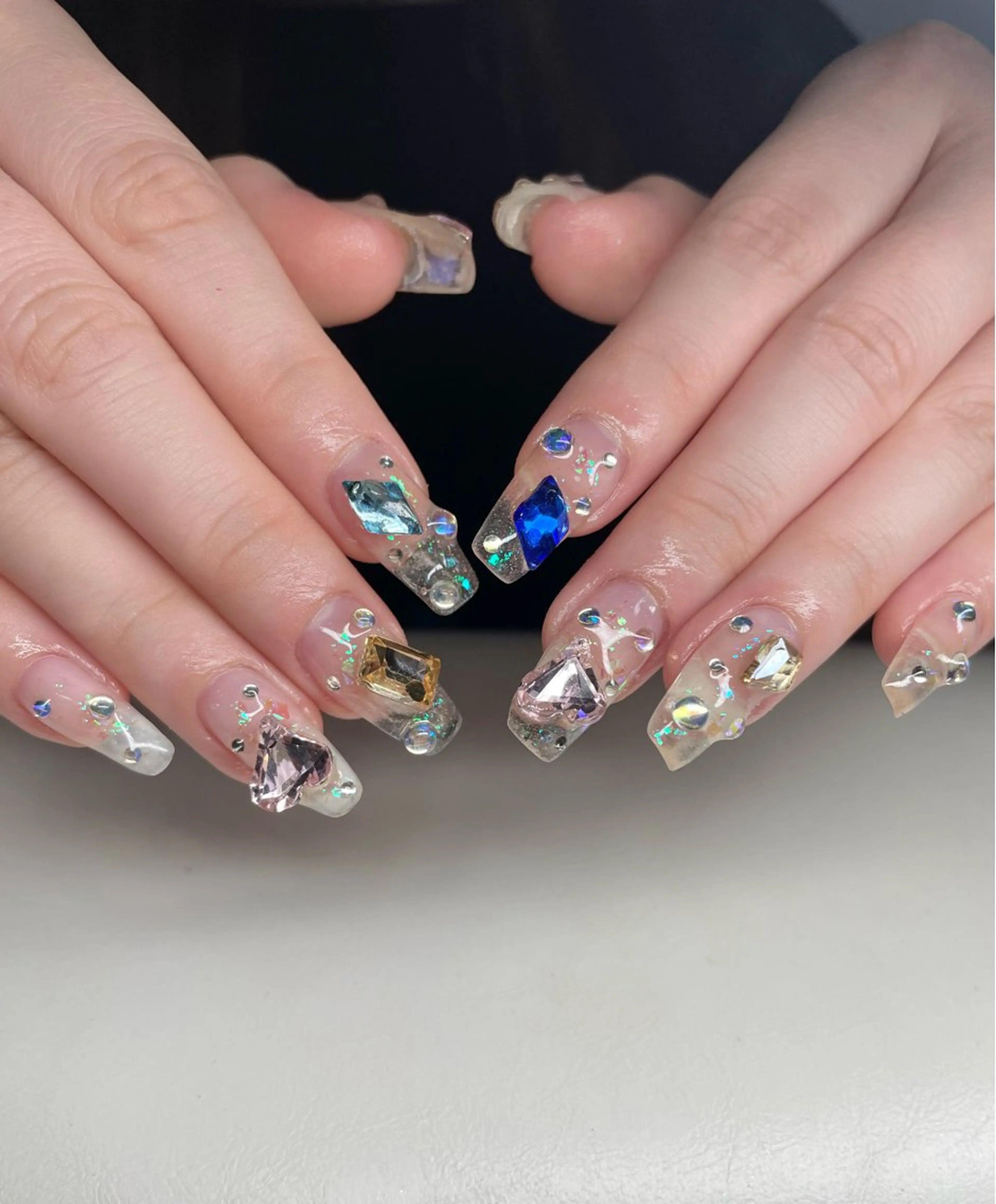 ネイル 持ち込み Rena-ju キャサディのネイルデザイン