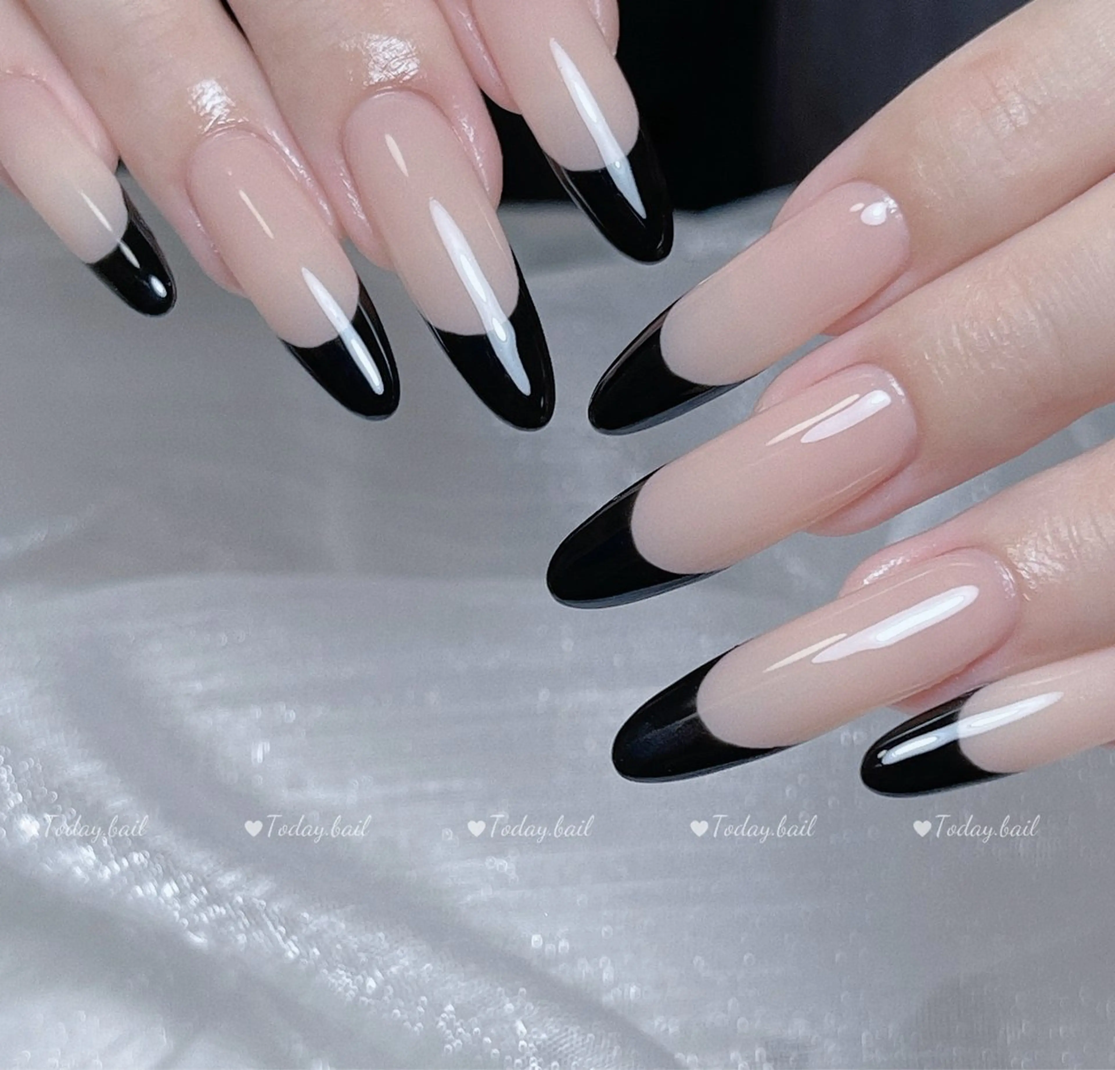 ネイル 長さ出し フレンチネイル ハンドネイル 🎀Today nail💅のネイルデザイン