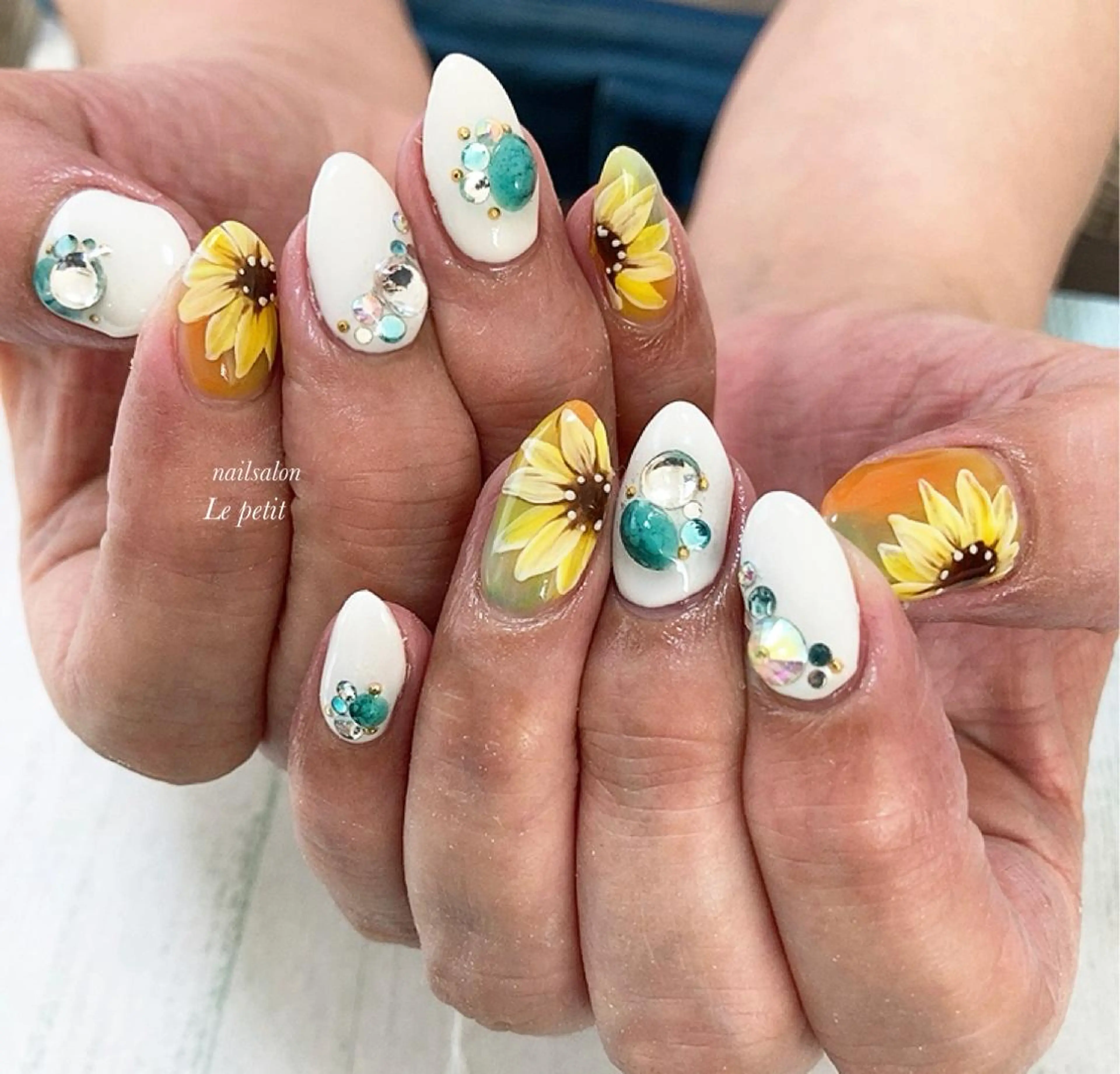 ネイル 石野 広佳のネイルデザイン