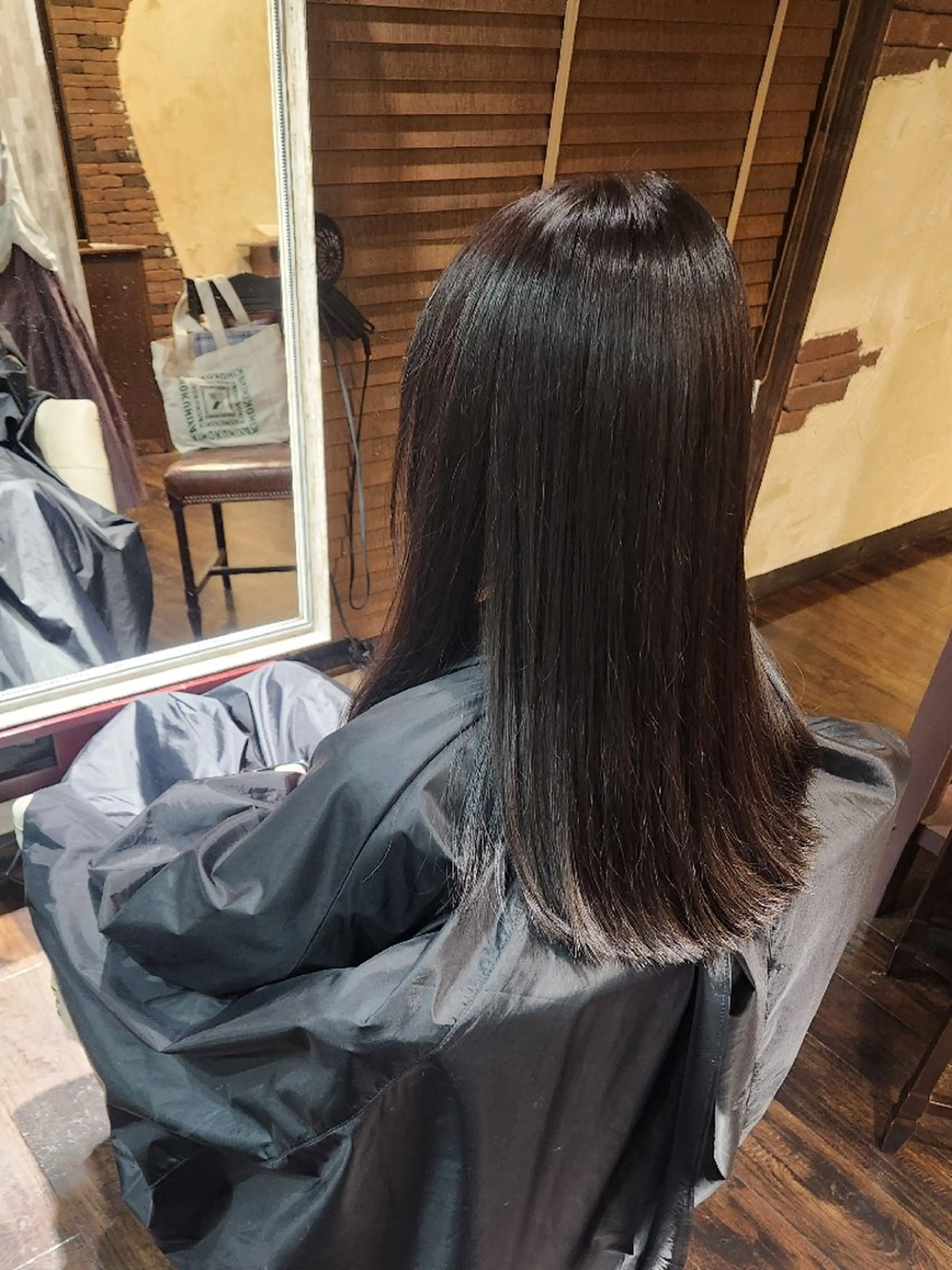 ロング Calbari 鎌田美歩のヘアスタイル