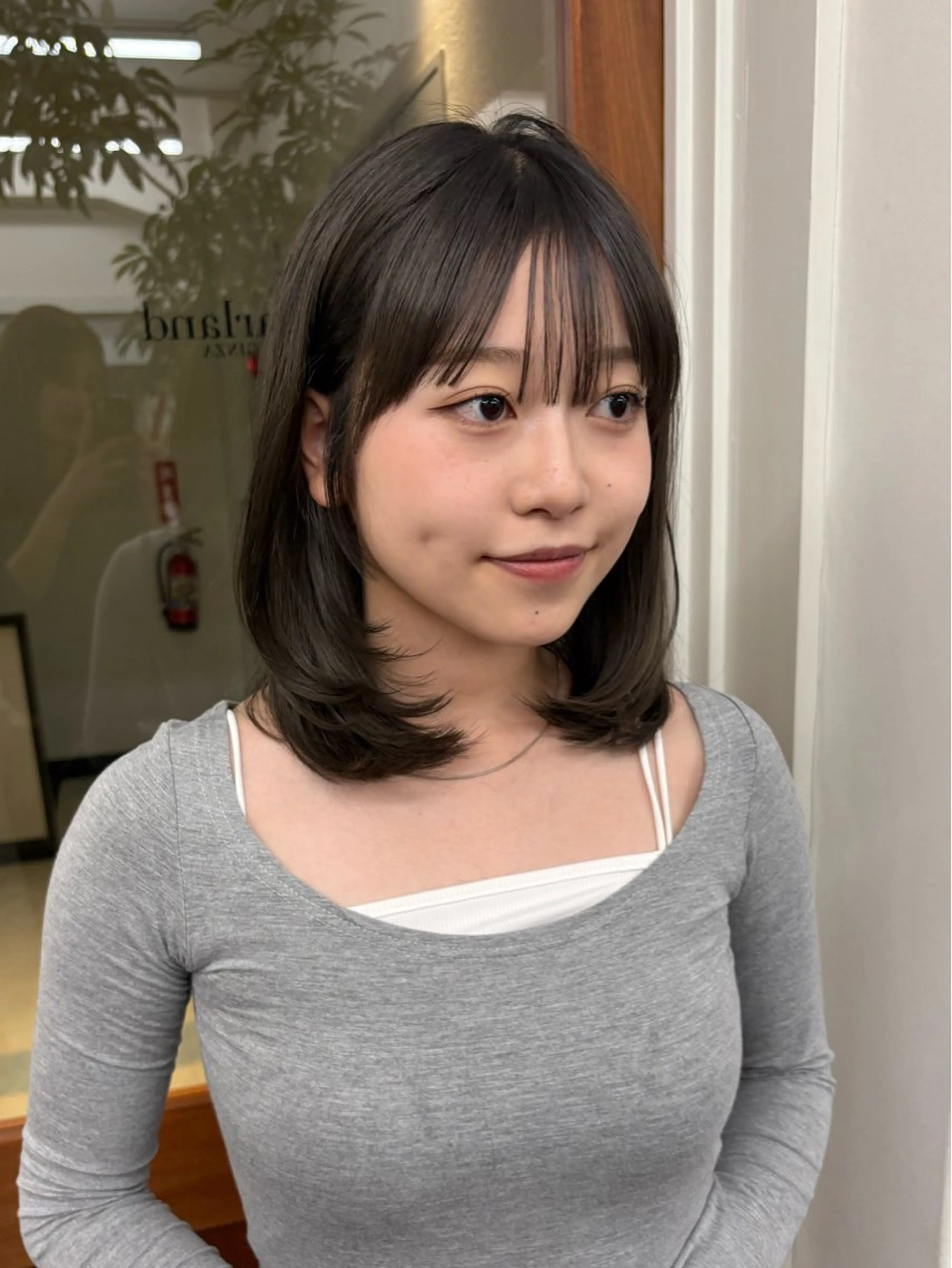 ミディアム カット ヘアカラー トリートメント 透明感カラー/顔周り カット/ののか💞のヘアスタイル