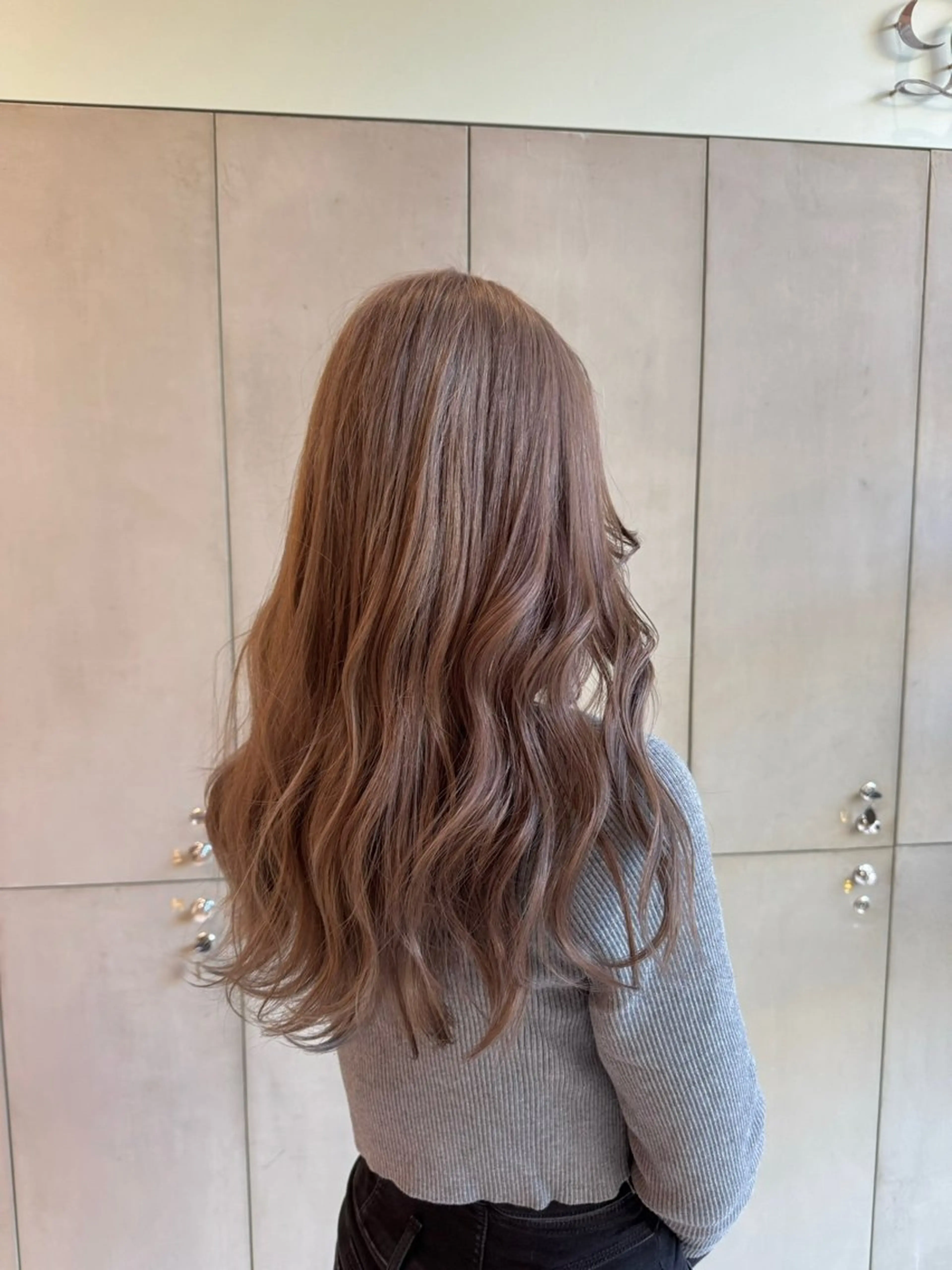 ロング カラー ブリーチ グレージュ ミルクティーグレージュ カット ヘアカラー ｱｵﾇﾏﾐﾕ☁️ /ボブ/ハイトーン/のヘアスタイル