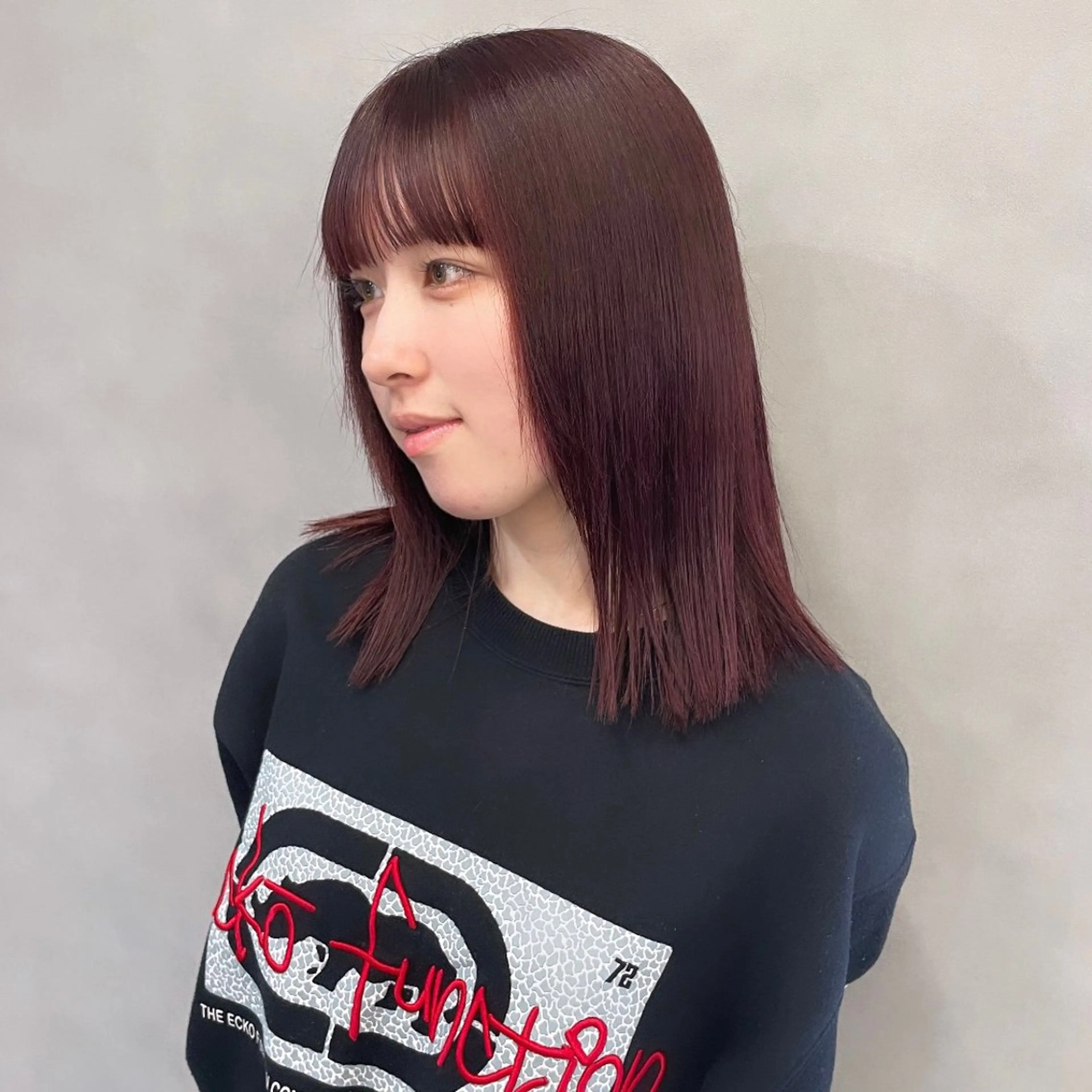 ミディアム カラー レッドカラー ヘアカラー Rui/透明感カラー 暖色/レイヤーカットのヘアスタイル