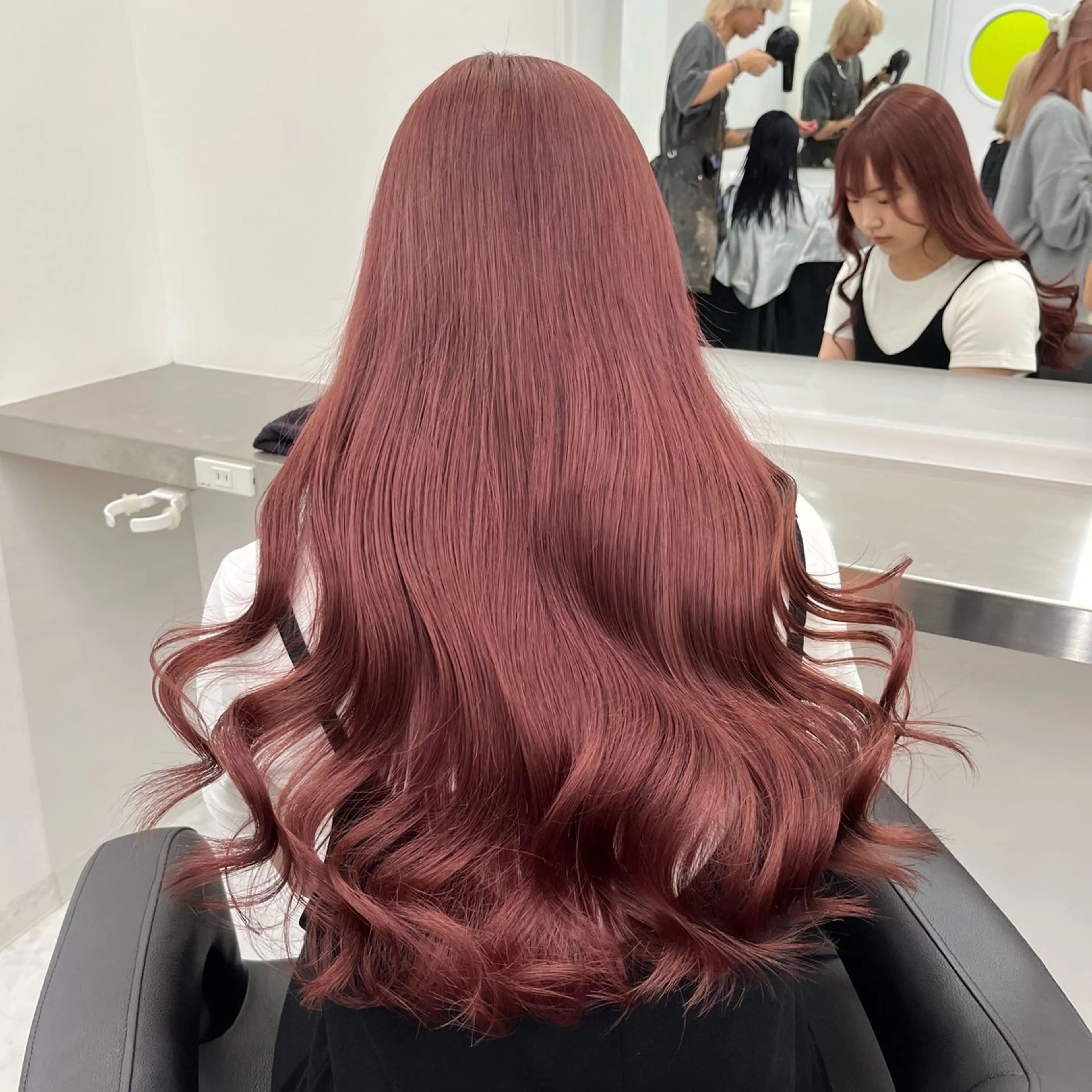 ロング ヘアカラー 💗韓国暖色ヘア NO.1💗🪽のヘアスタイル
