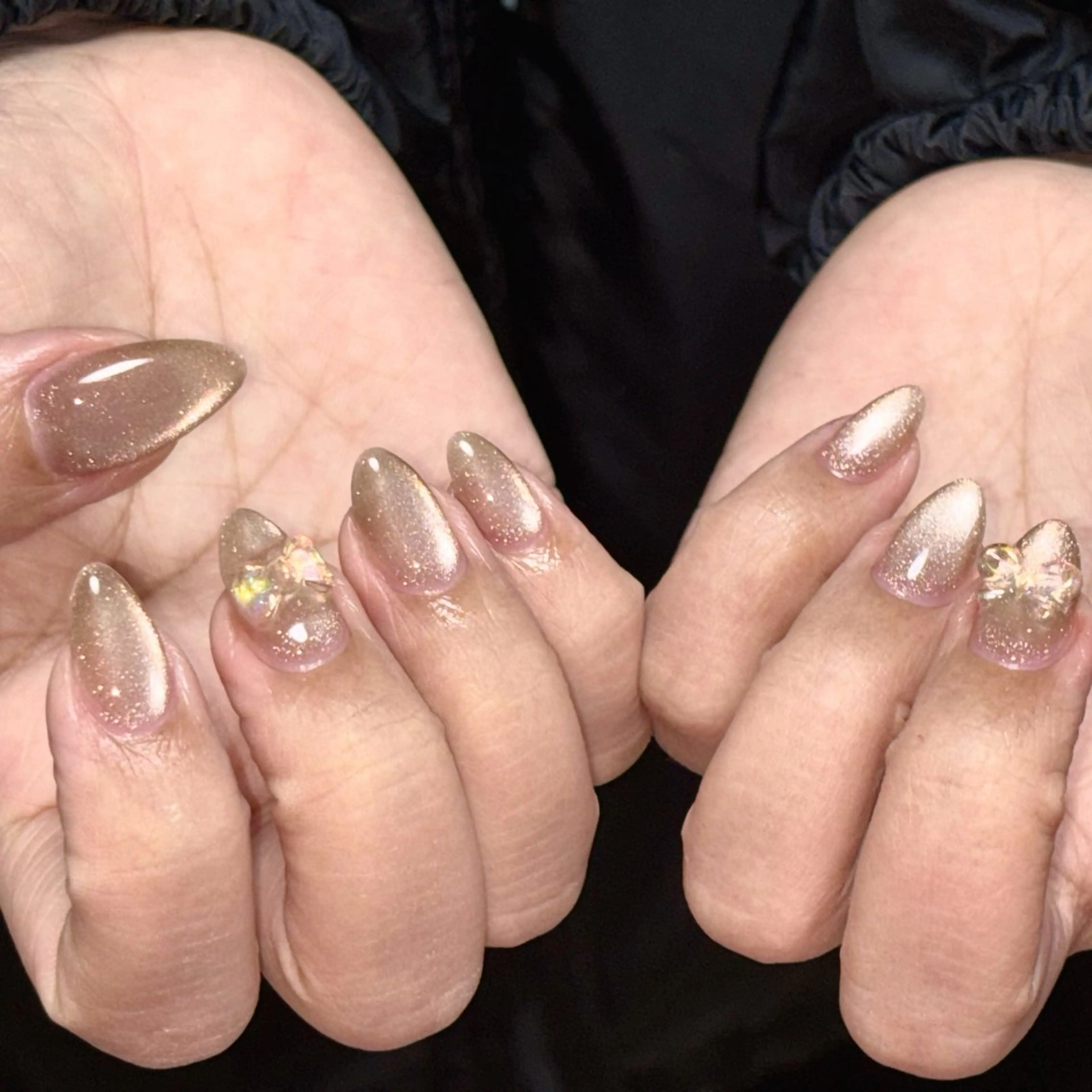 ネイル マグネットネイル ハンドネイル IYOUNAIL- Piggy(帰国中)のネイルデザイン