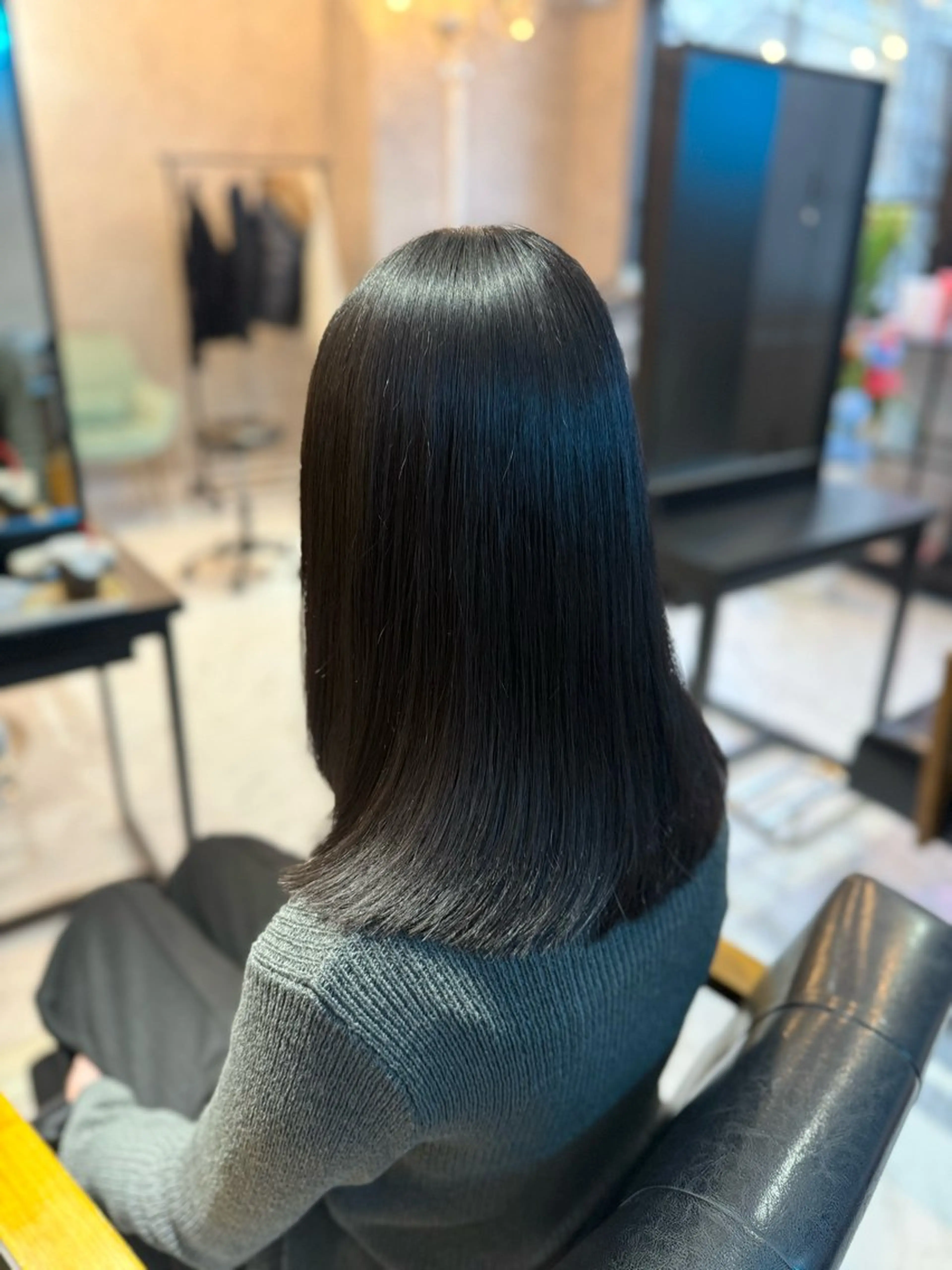 ミディアム 髪質改善 縮毛矯正 トリートメント 酸性ストレート 酸熱トリートメント カット 縮毛矯正 トリートメント Lilith所属・デザインカラー 髪質改善Lilithのその他イメージ