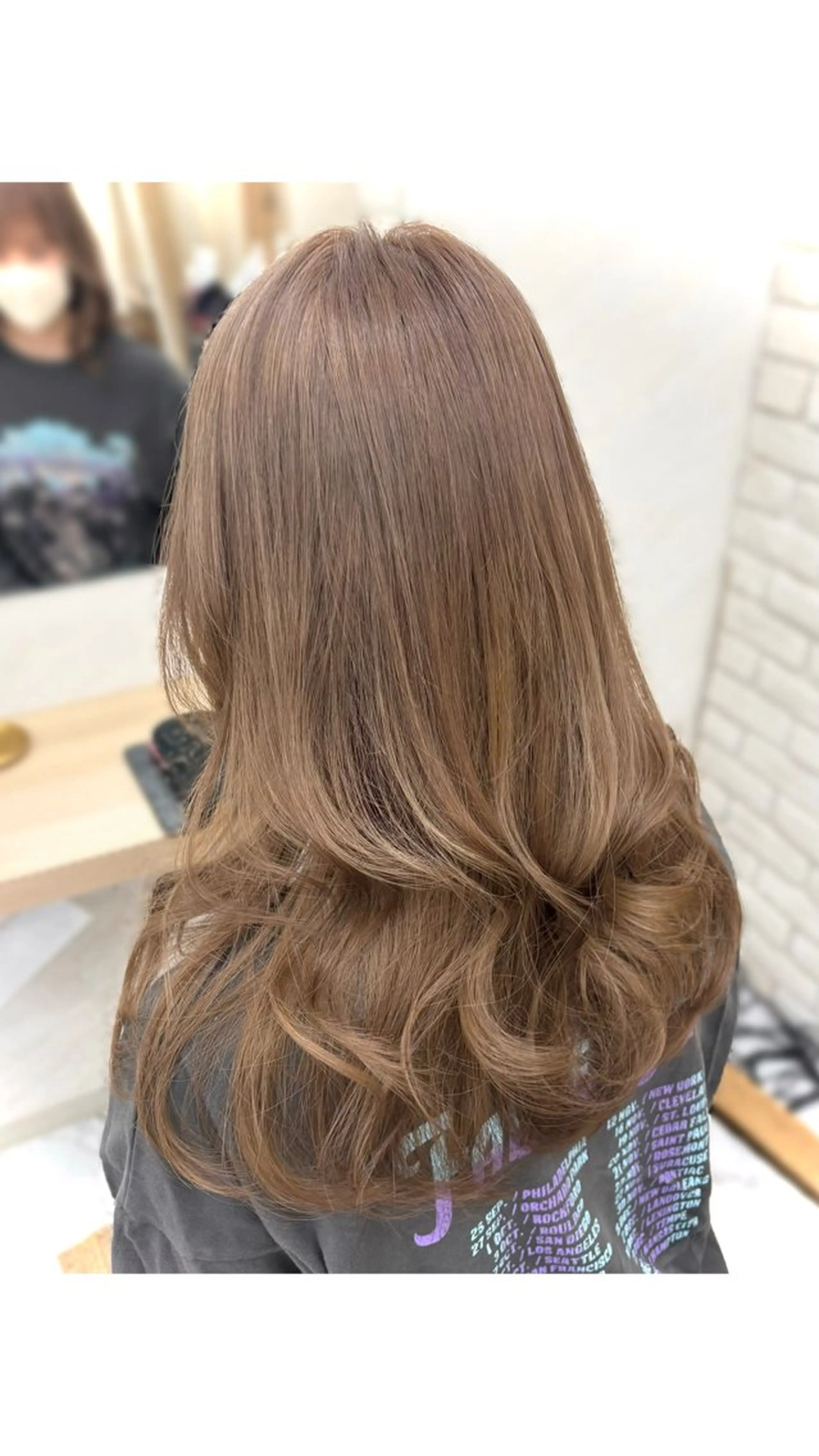 カラー ヘアカラー 河合 愛実のヘアスタイル