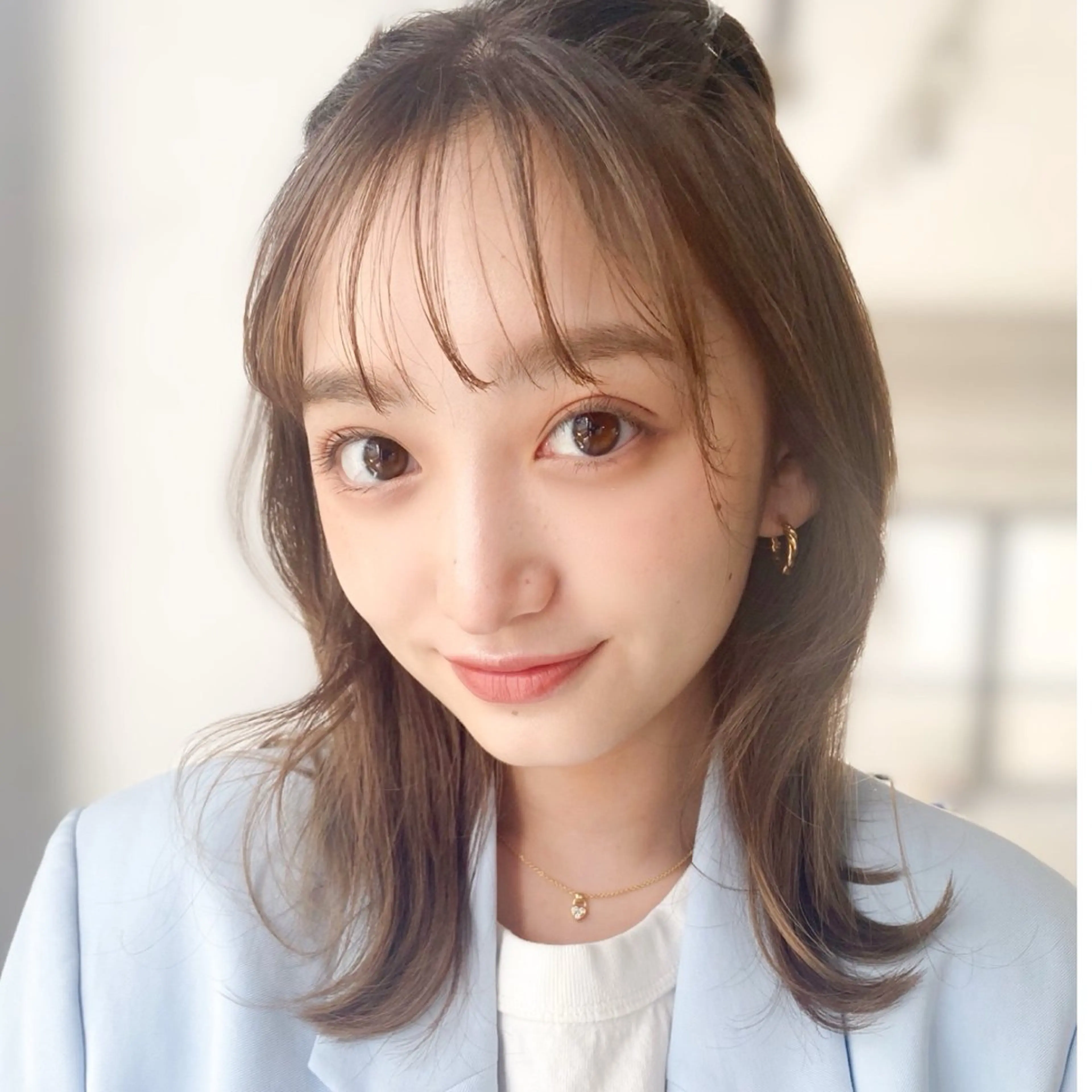 ミディアム カット ヘアカラー 🎀Reina🎀 ベージュカラー🤍のヘアスタイル