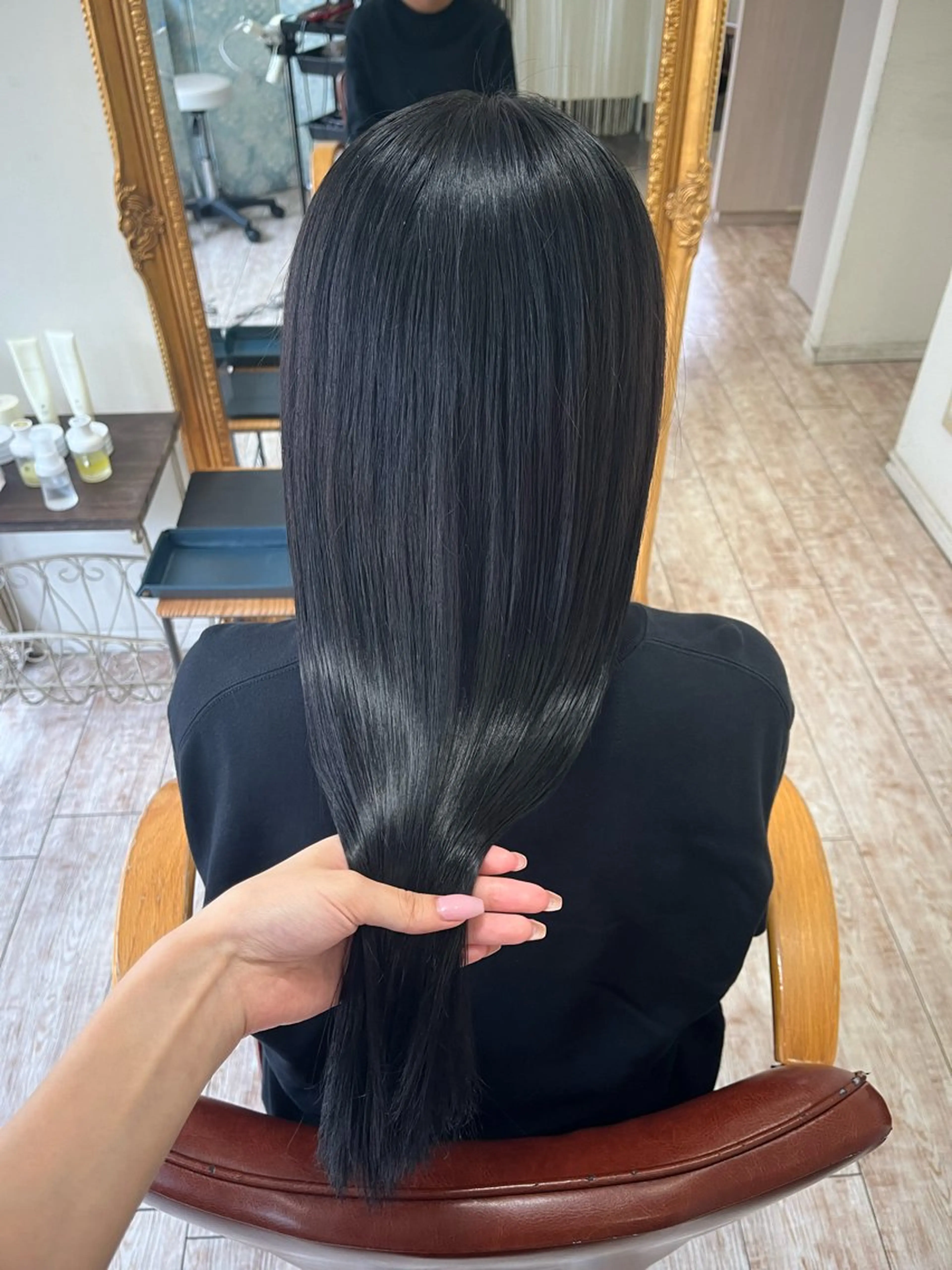 ロング 髪質改善 トリートメント 【艶髪カラー】 omiのヘアスタイル