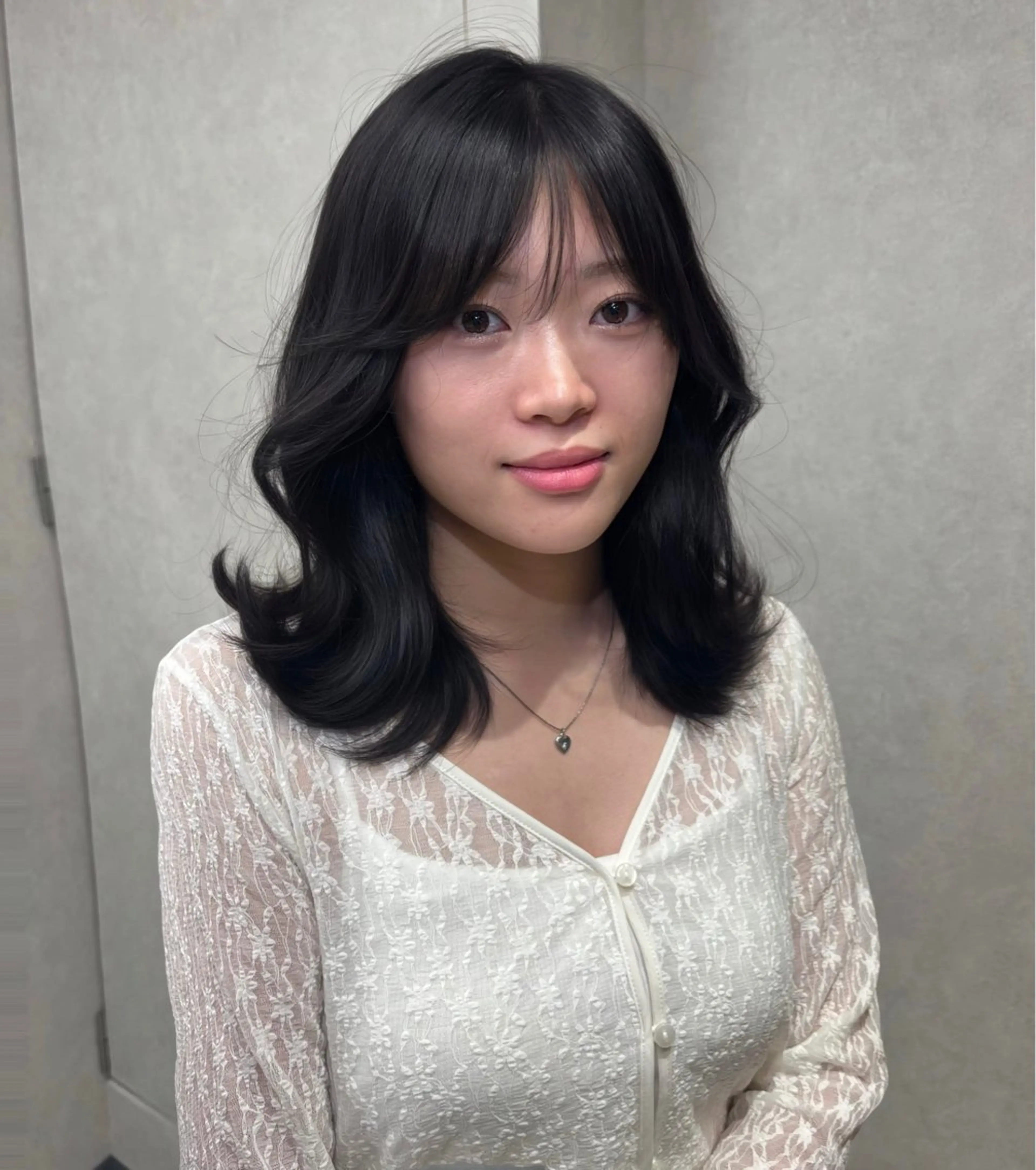 ミディアム カラー 髪質改善 VIEW YOKOHAMA所属・艶カラー／縮毛矯正 ／kana‎🤍のヘアスタイル