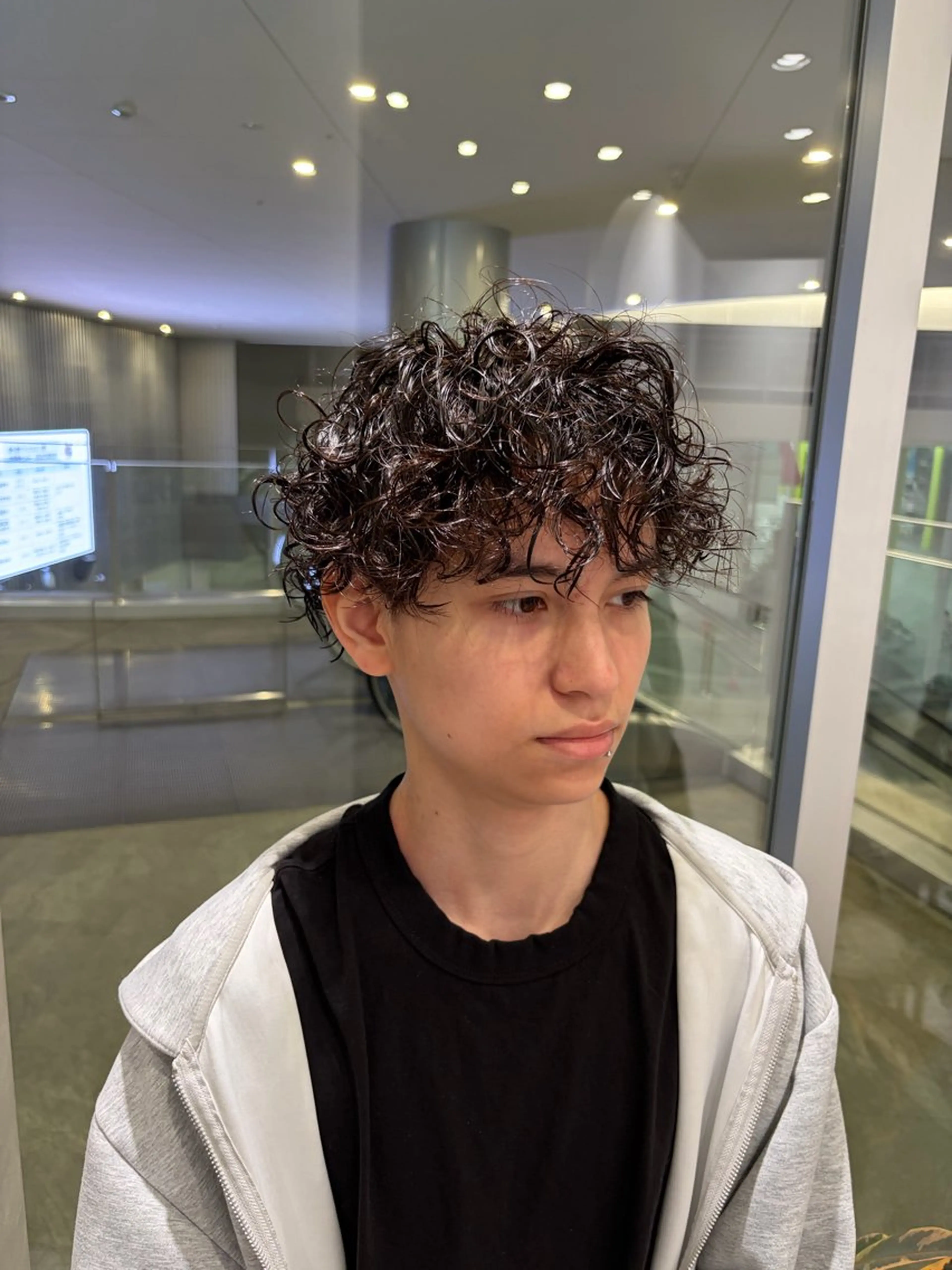 パーマ メンズ メンズパーマ カット パーマ MINENO🌼 似合わせ⭐️カットのヘアスタイル