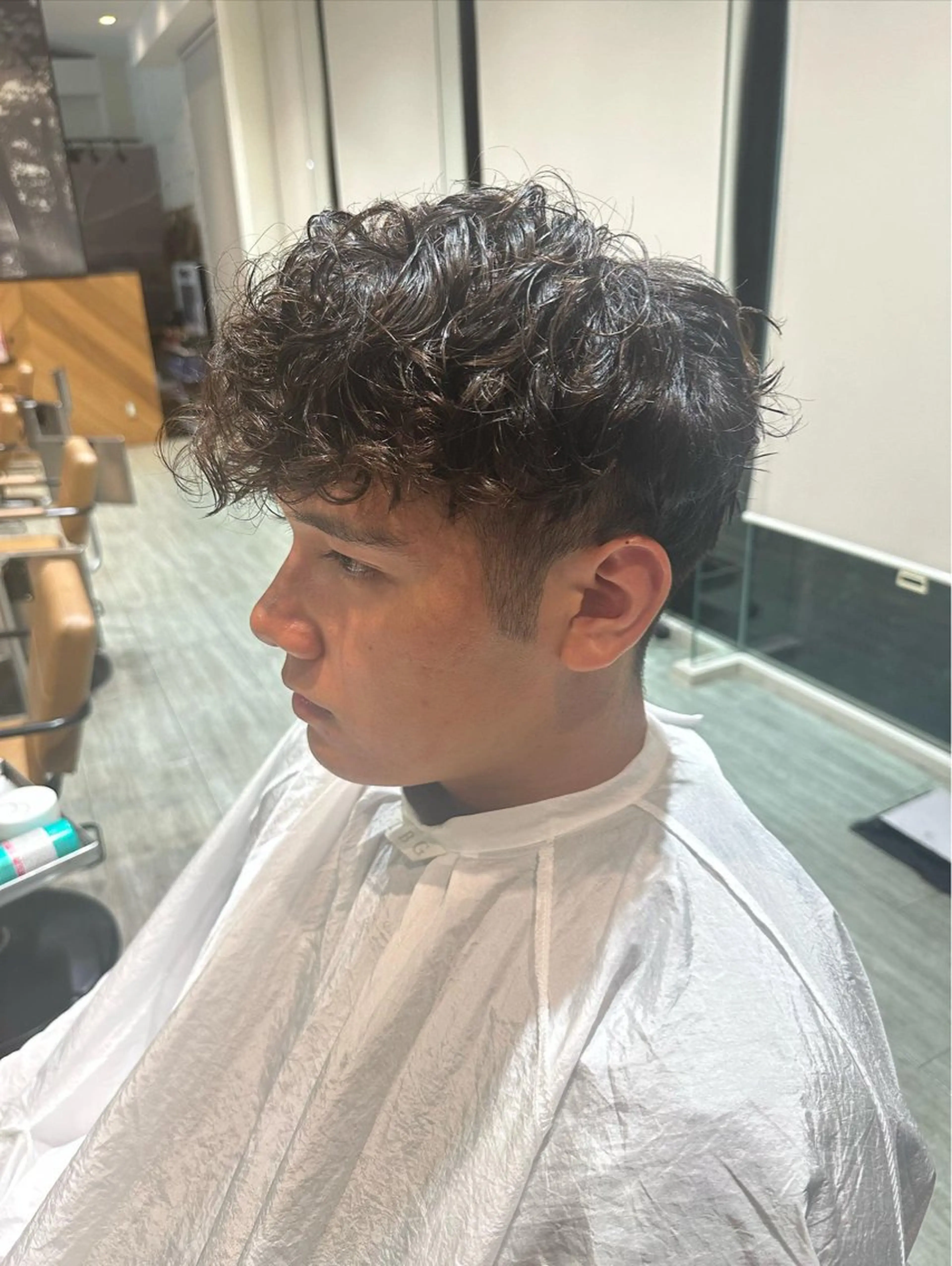 メンズ スペインカール カット パーマ 池本 勇大のヘアスタイル