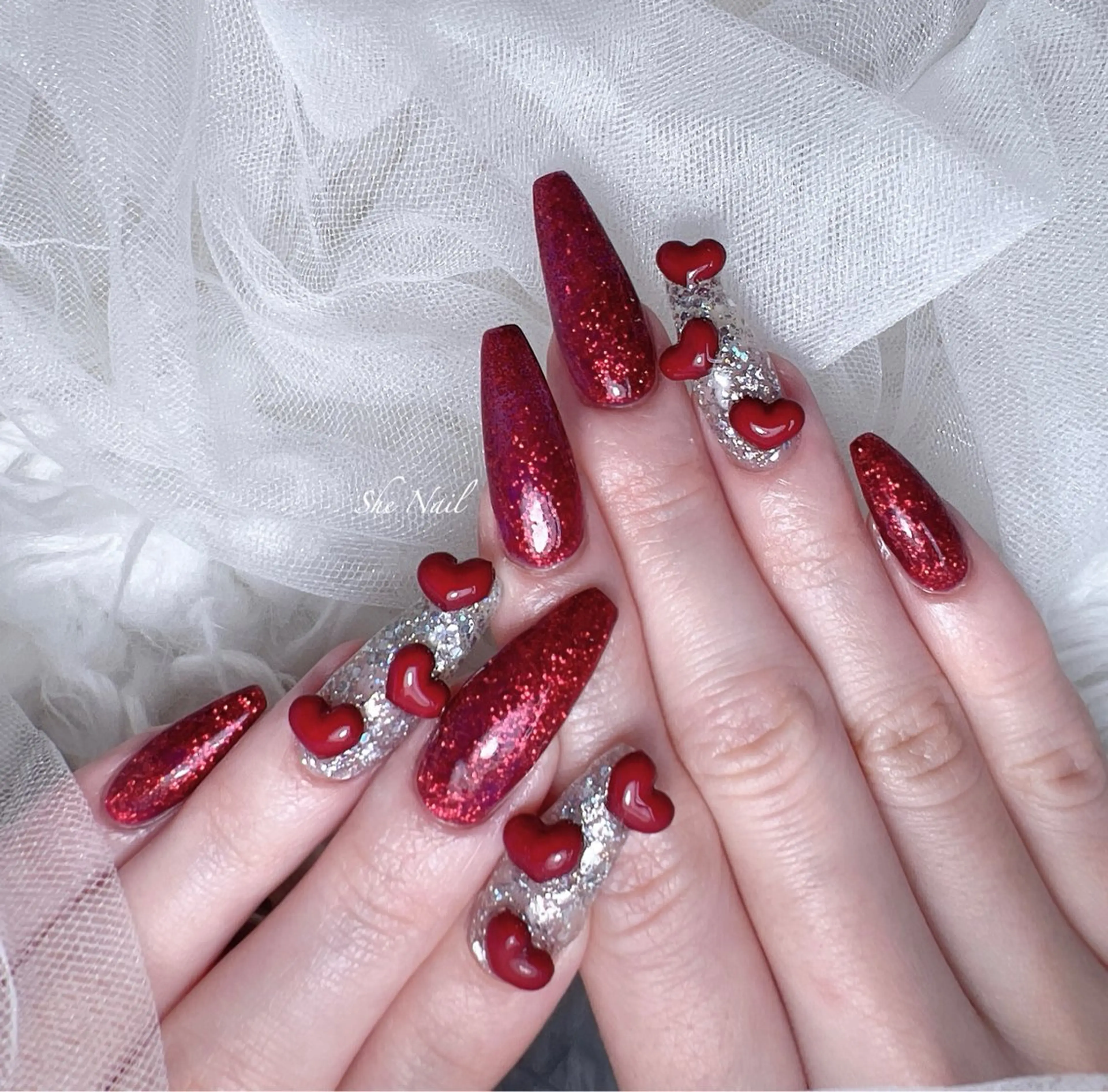 ネイル チークネイル 長さ出し フラッシュネイル グラデーション ハート She   Nail所属・ISA_ BELLAのネイルデザイン