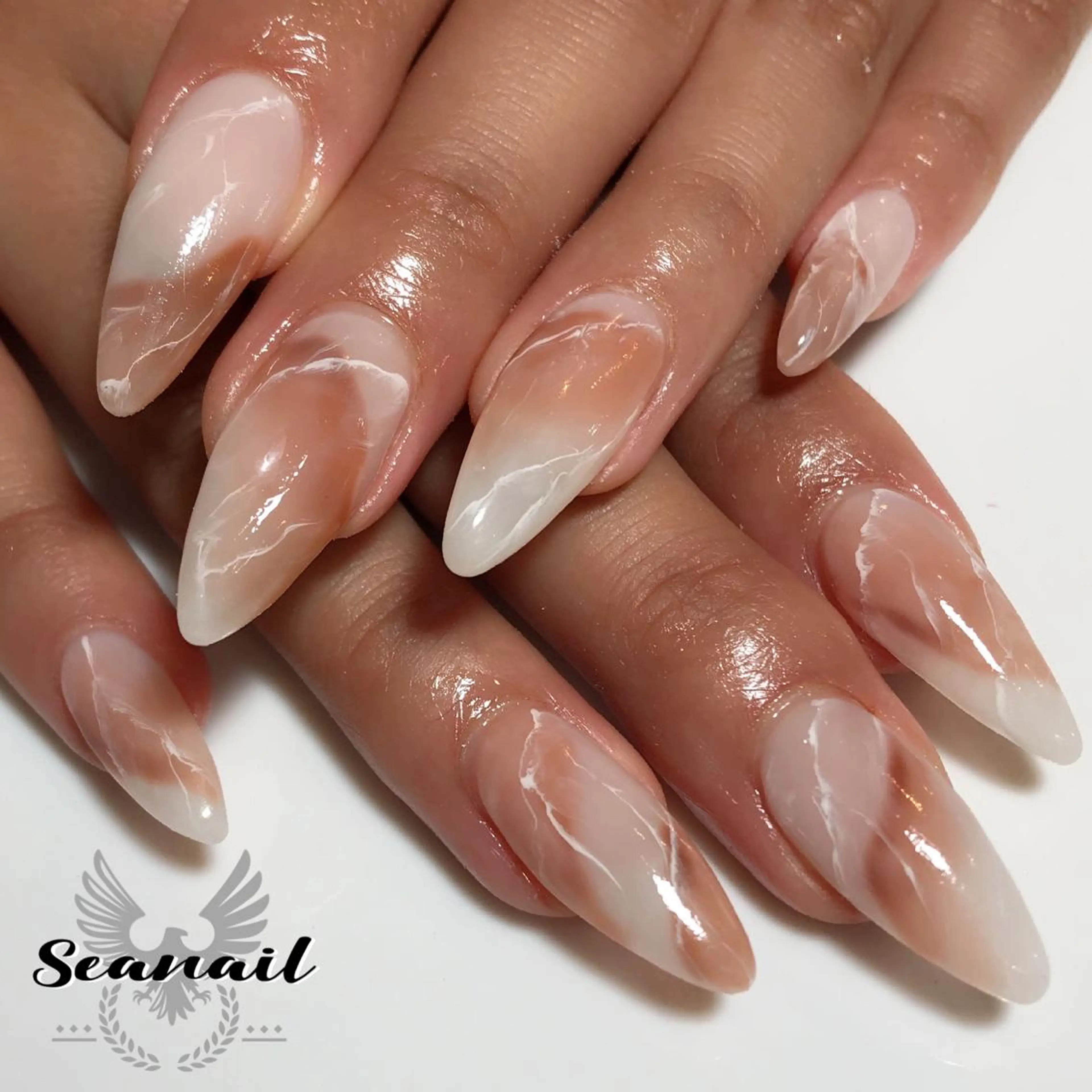 ネイル 小尾 栞のネイルデザイン